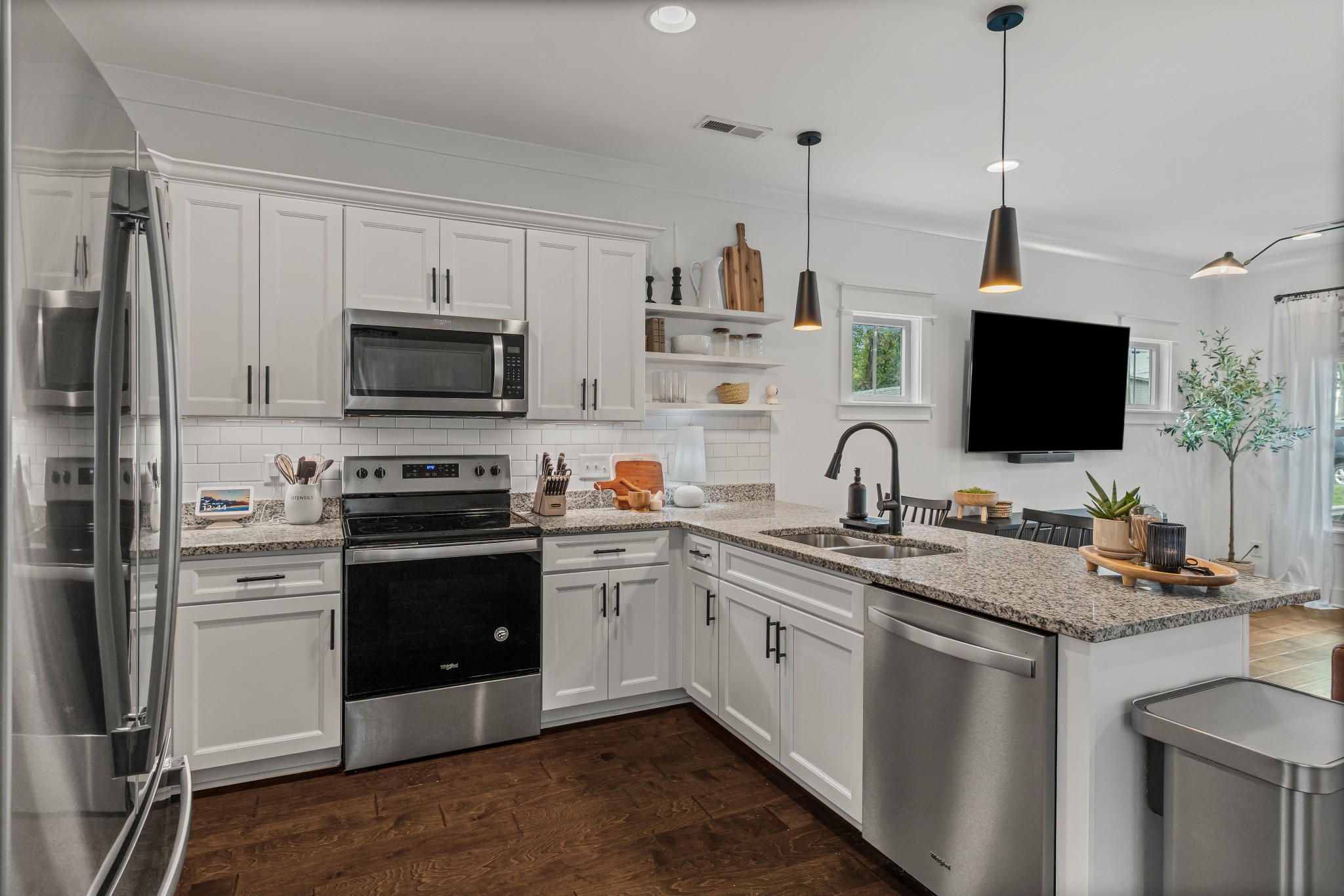 Old Hickory, Tennessee 37138, United States, 3 Bedrooms Bedrooms, ,3 BathroomsBathrooms,Residential,Active,234571