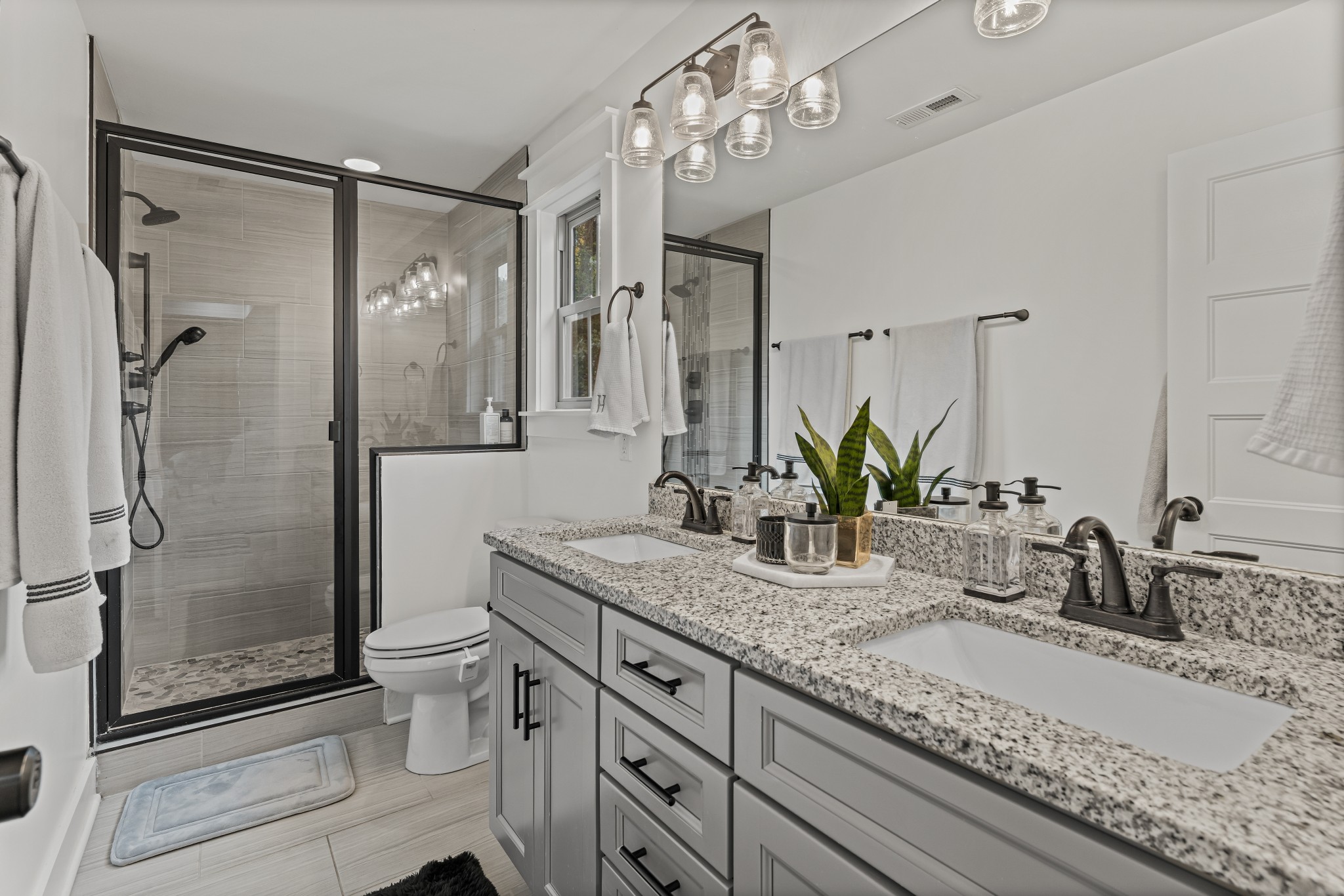 Old Hickory, Tennessee 37138, United States, 3 Bedrooms Bedrooms, ,3 BathroomsBathrooms,Residential,Active,234571