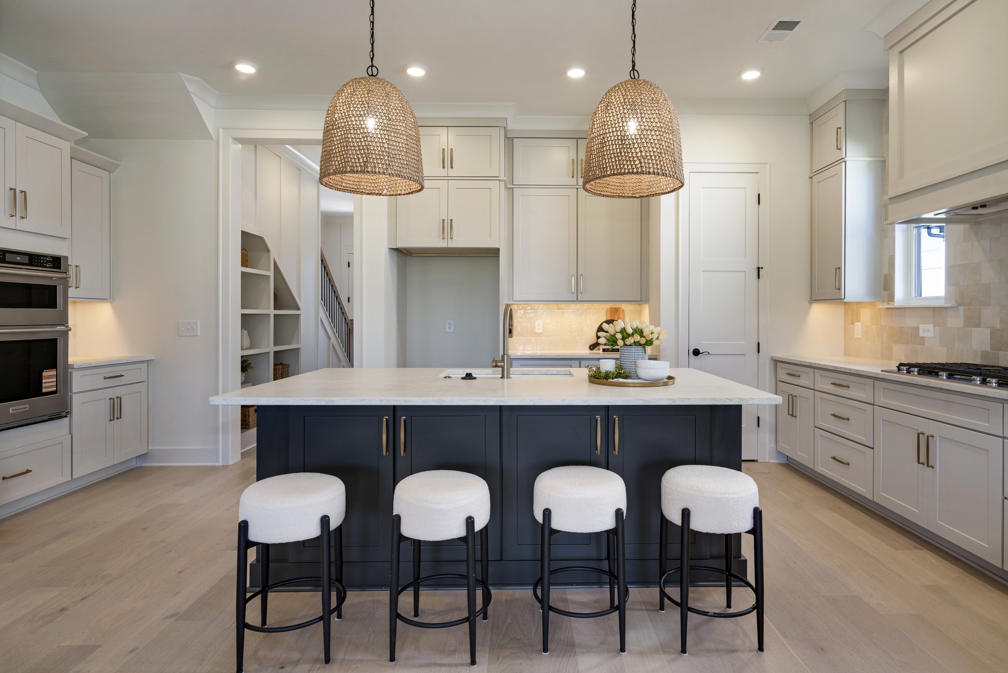 Franklin, Tennessee, 37211, United States, 5 Bedrooms Bedrooms, ,4 BathroomsBathrooms,Residential,Active,2032430