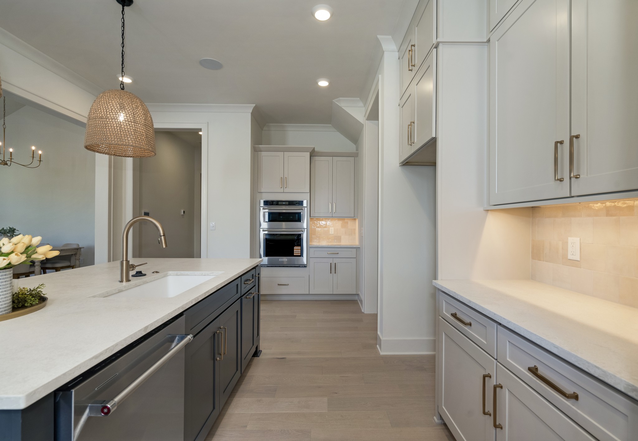 Franklin, Tennessee, 37211, United States, 5 Bedrooms Bedrooms, ,4 BathroomsBathrooms,Residential,Active,2032430