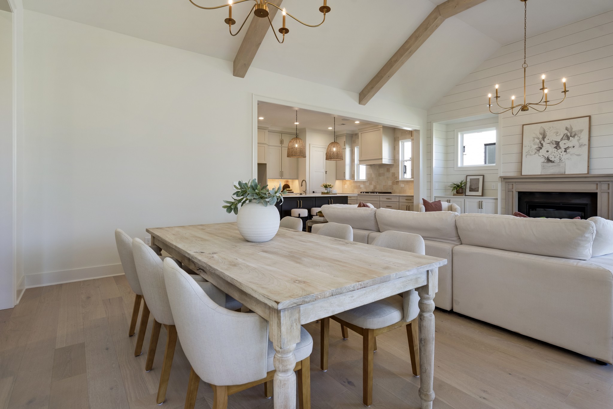 Franklin, Tennessee, 37211, United States, 5 Bedrooms Bedrooms, ,4 BathroomsBathrooms,Residential,Active,2032430