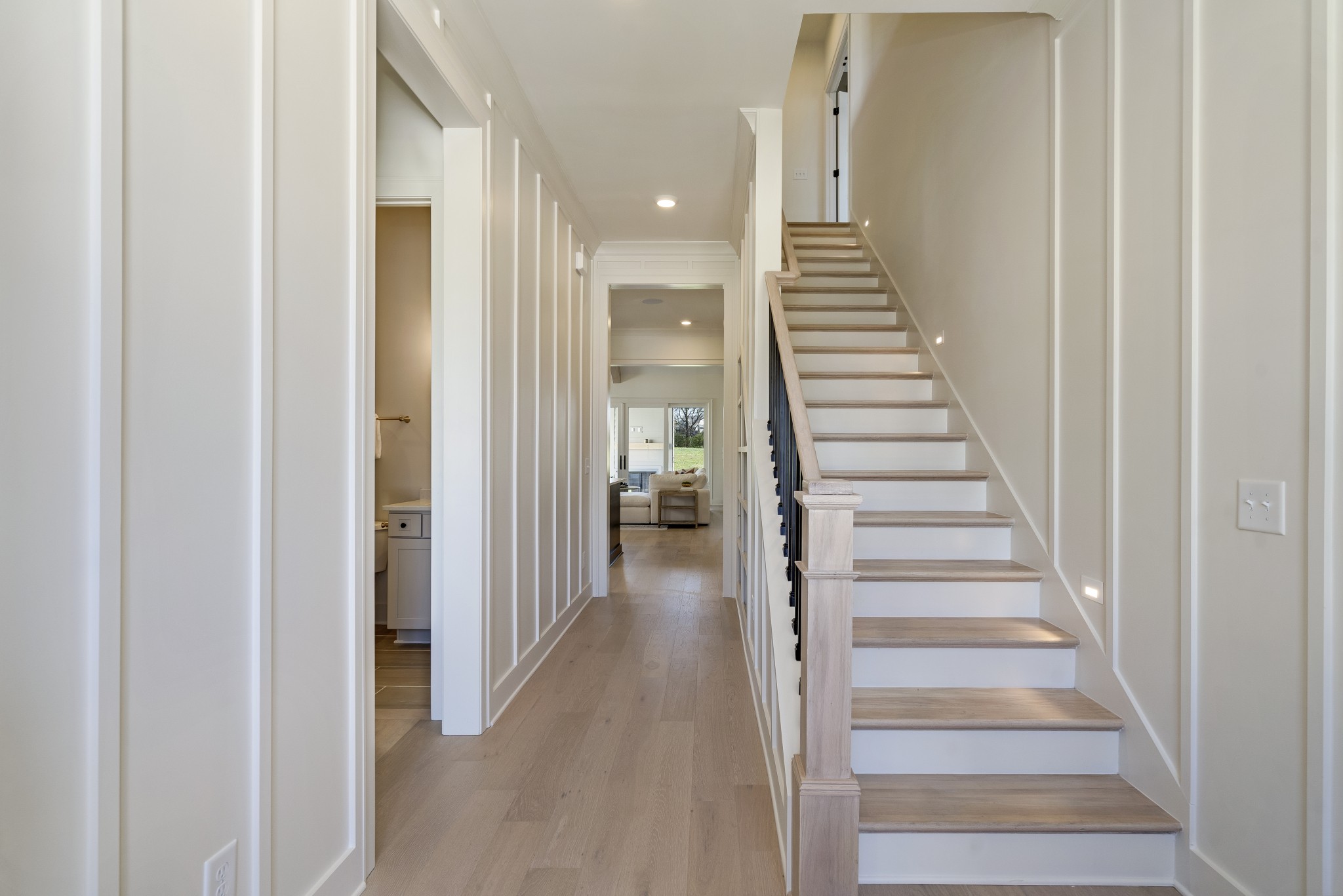 Franklin, Tennessee, 37211, United States, 5 Bedrooms Bedrooms, ,4 BathroomsBathrooms,Residential,Active,2032430