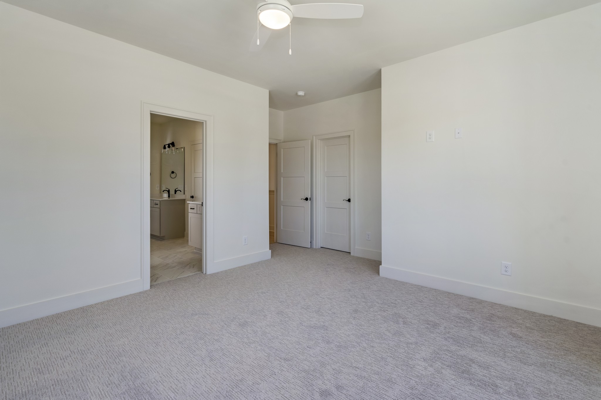 Franklin, Tennessee, 37211, United States, 5 Bedrooms Bedrooms, ,4 BathroomsBathrooms,Residential,Active,2032430
