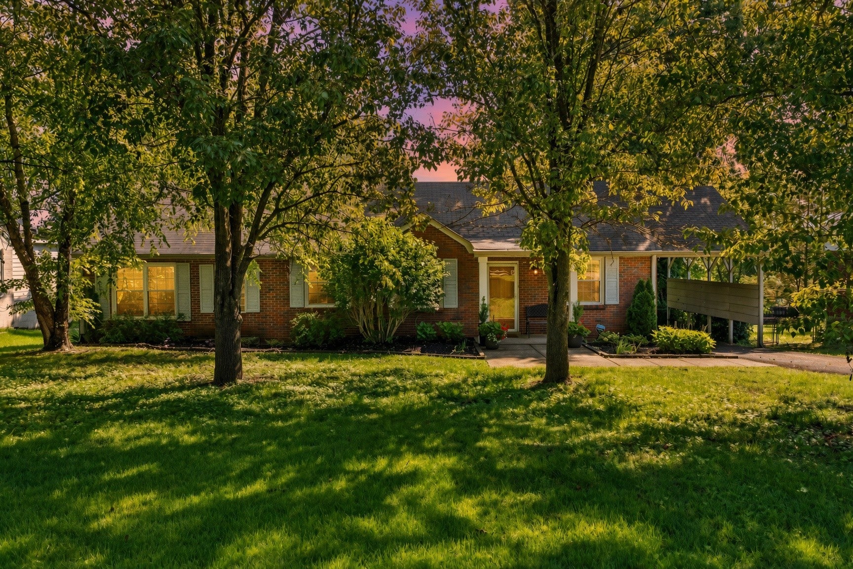3-bed listing at 2219 Berrywood Rd, Nashville