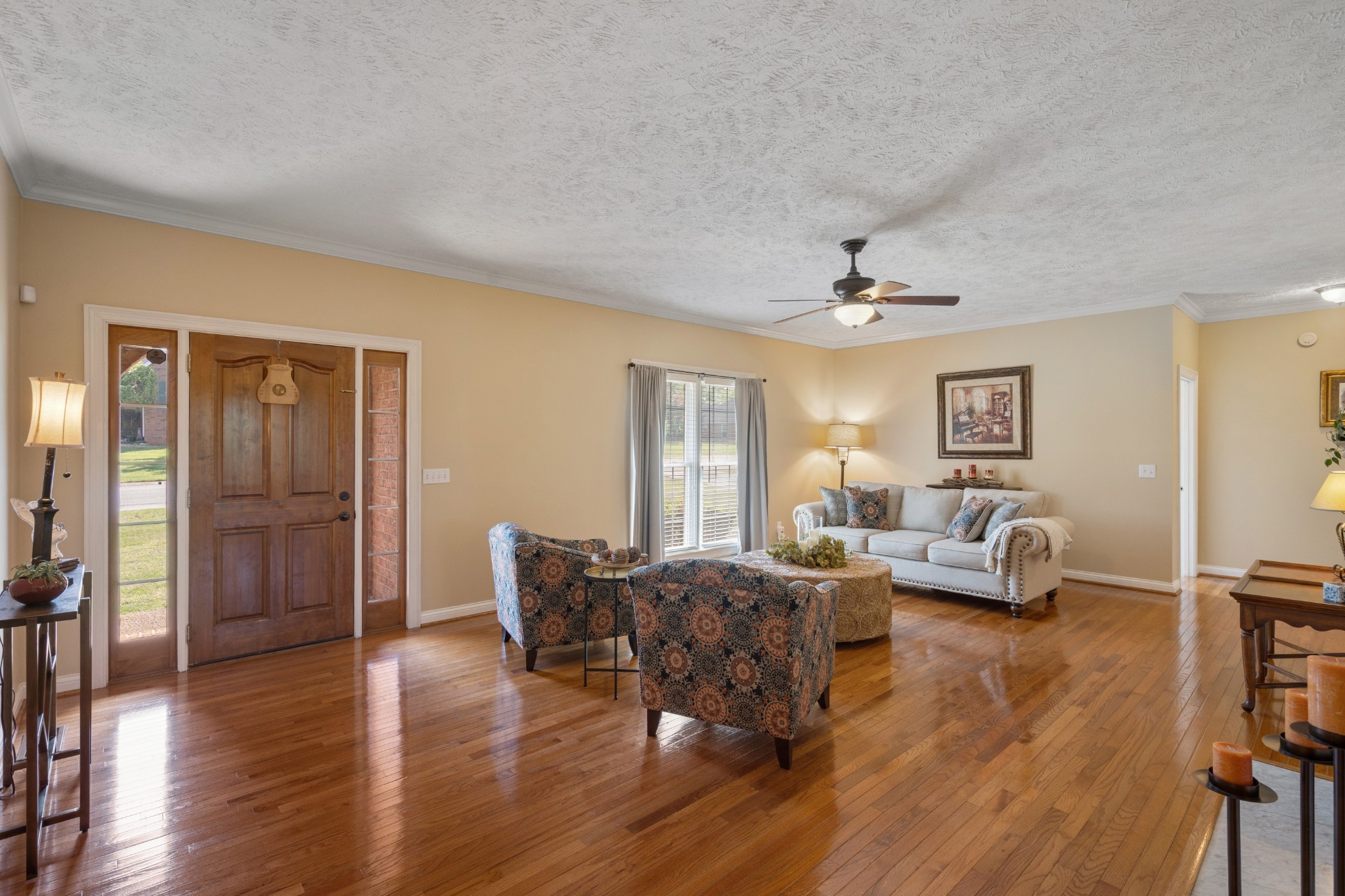 1118 Jessica Dr