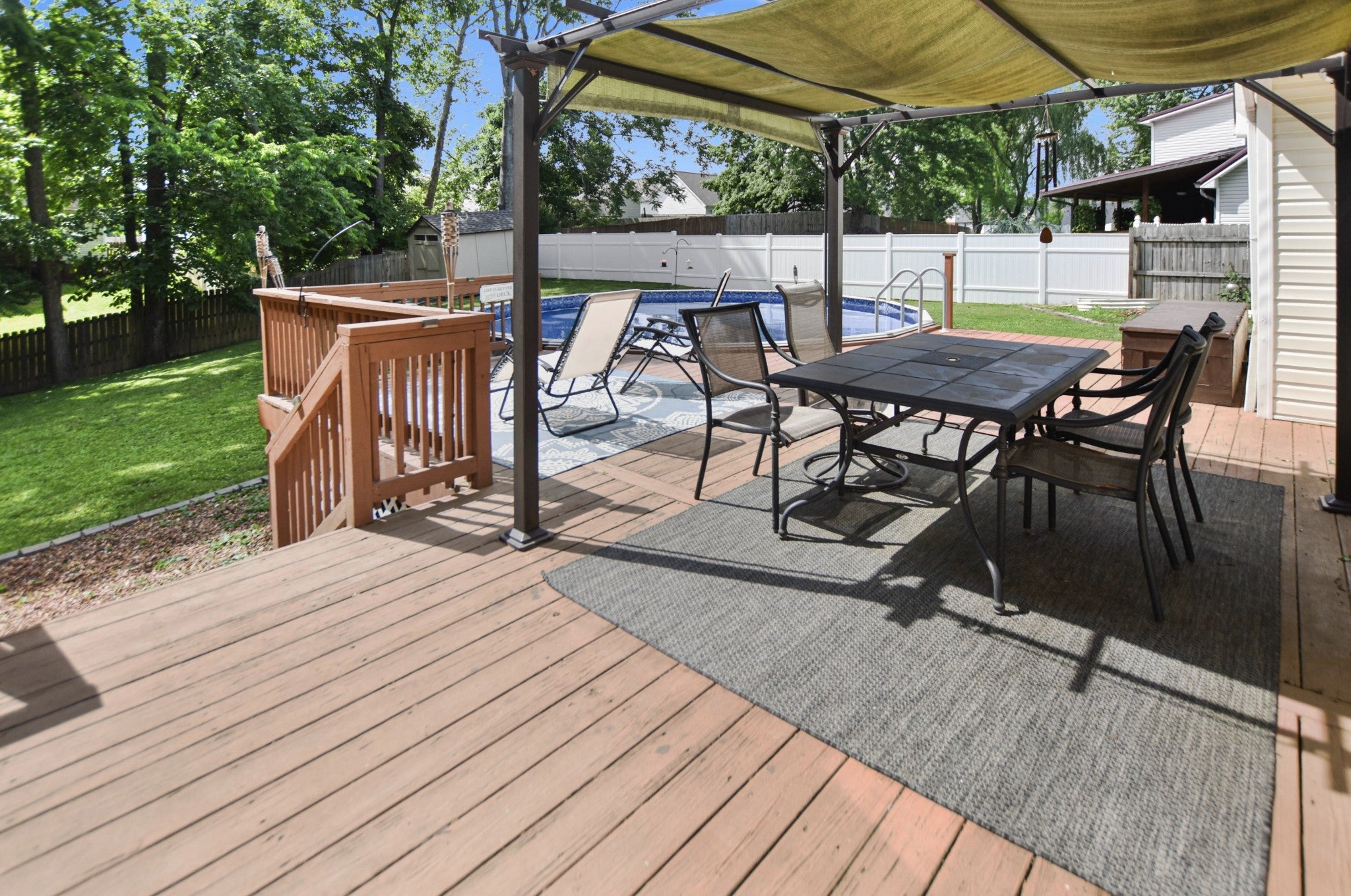 1539 Barrywood Cir W