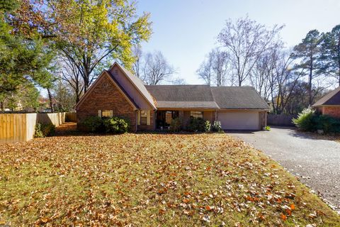 Photo of 1994 Glendower Cv, Cordova, TN 38016 (MLS # 3061005)