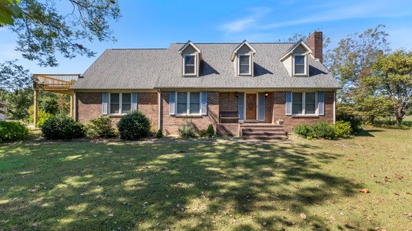 7 Scott Orchard Rd
