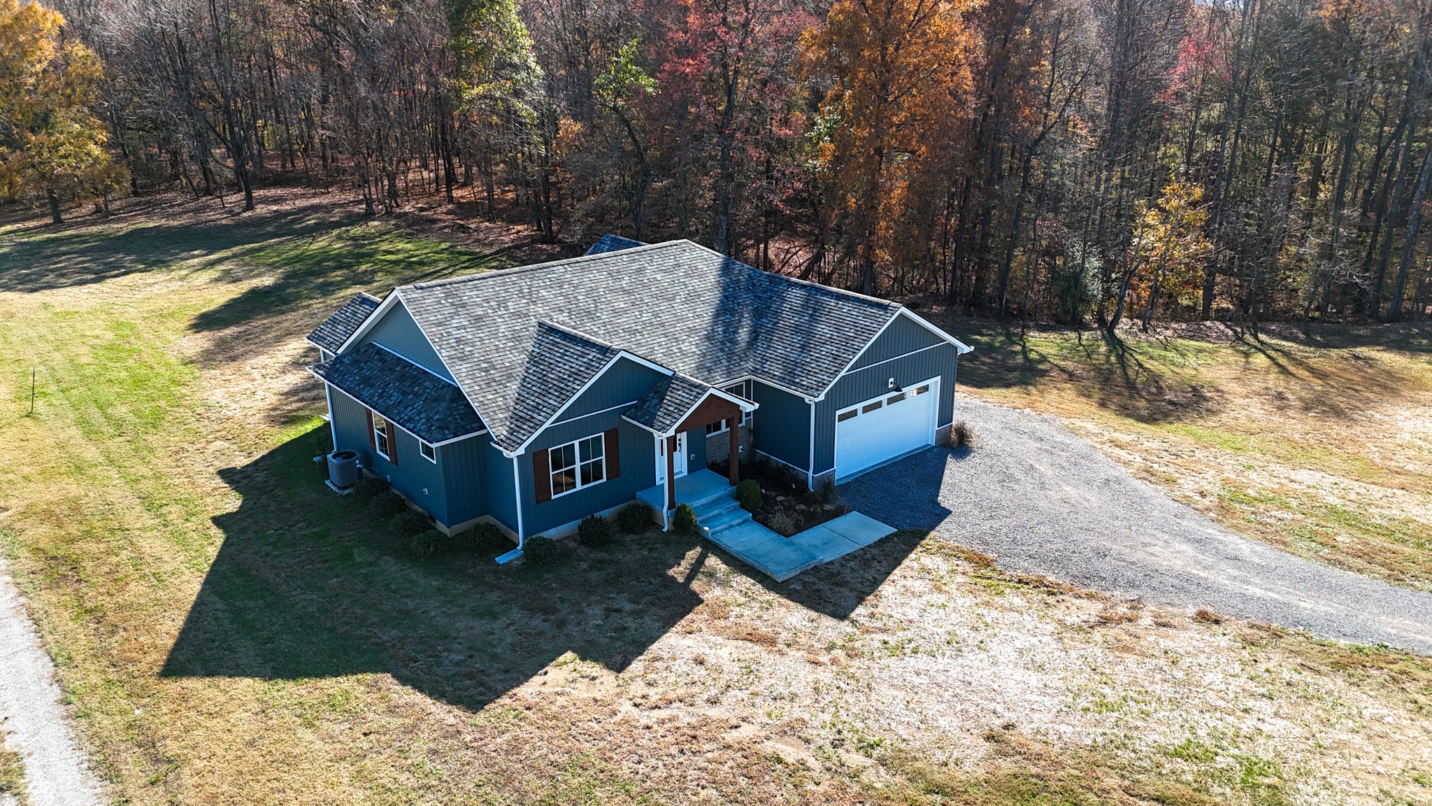 8205 Hoskins Hollow Rd