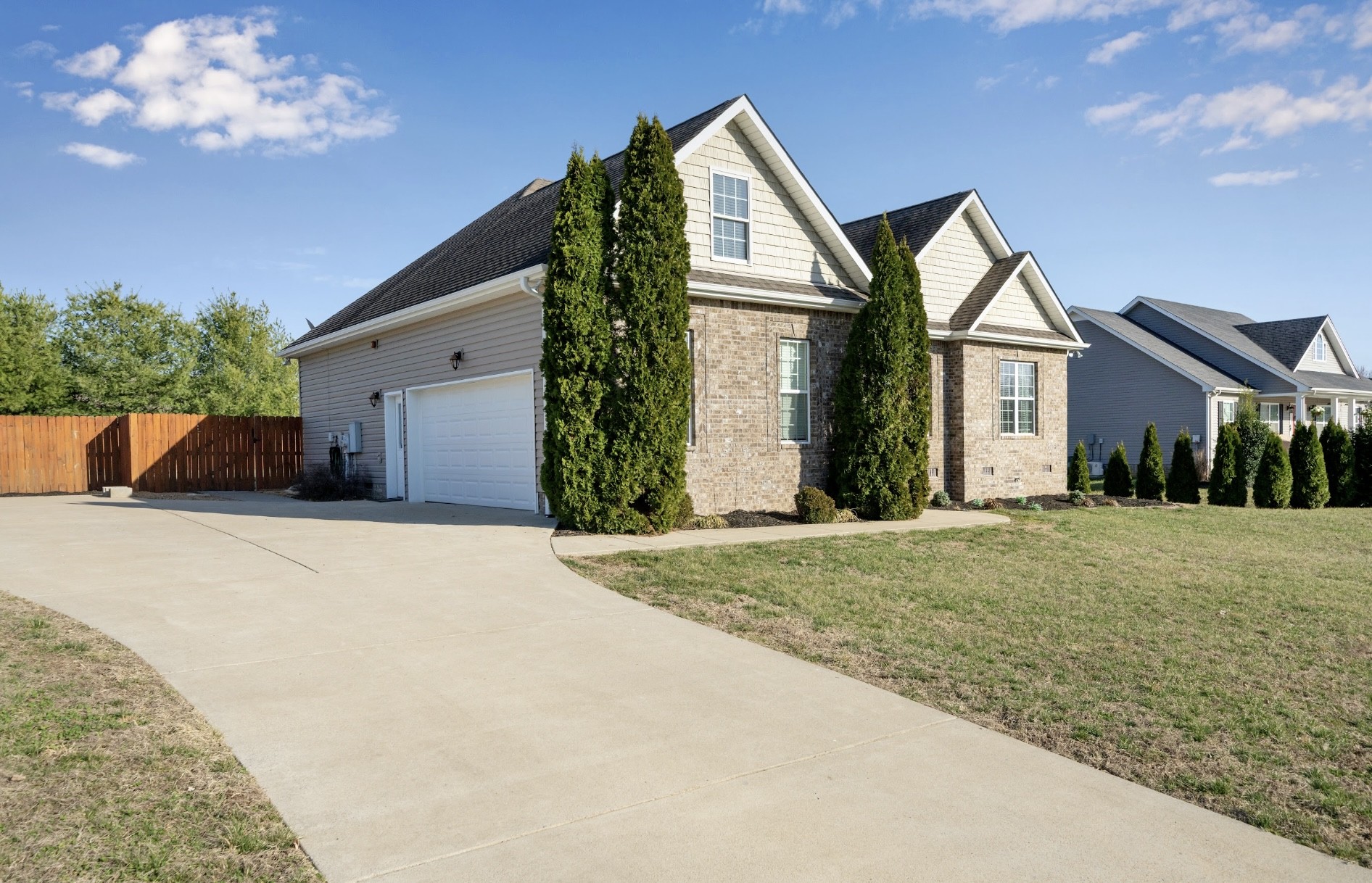 1145 Everwood Dr