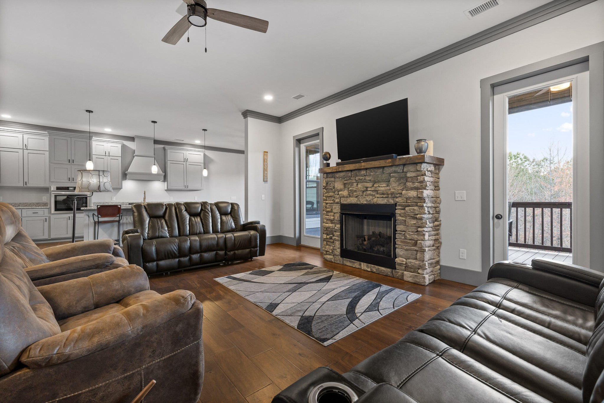 2323 River Bluffs Drive