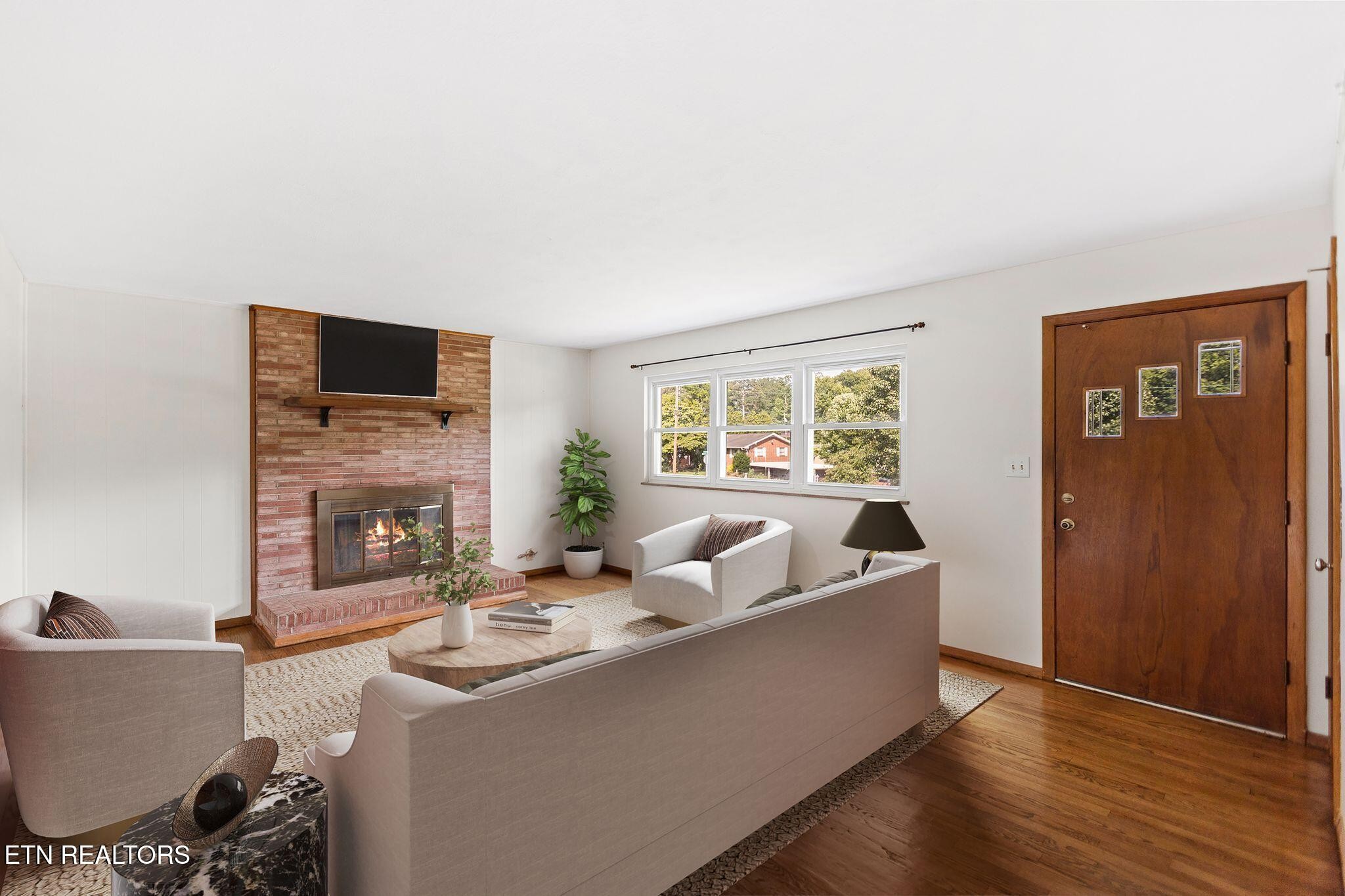 1025 Lancewood Drive
