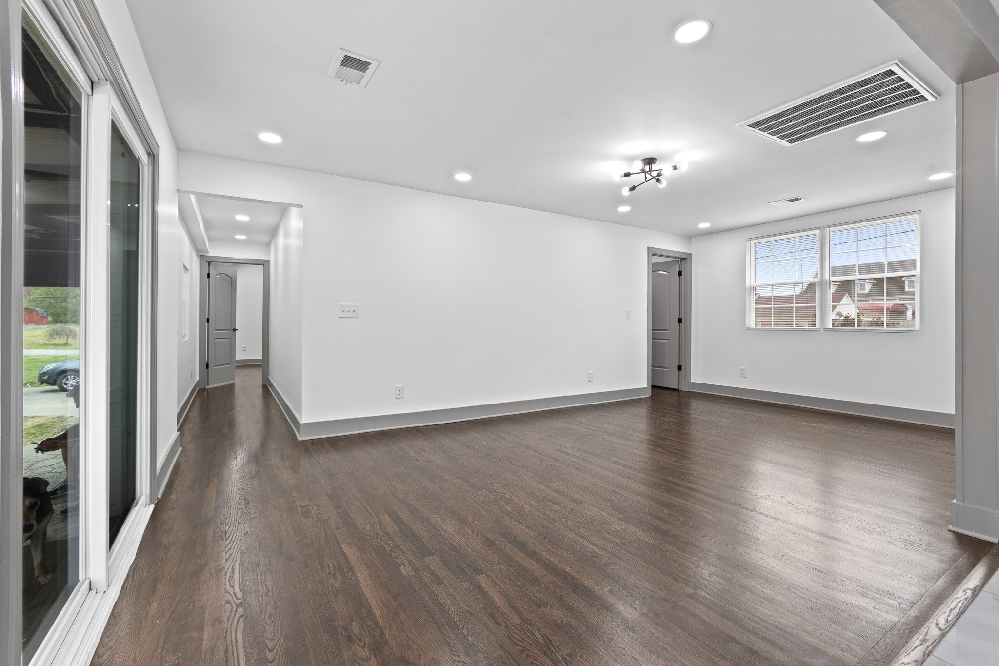 502 Charles Dr