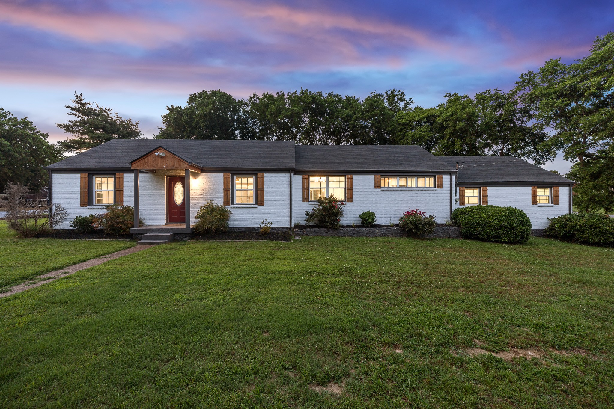 502 Charles Dr