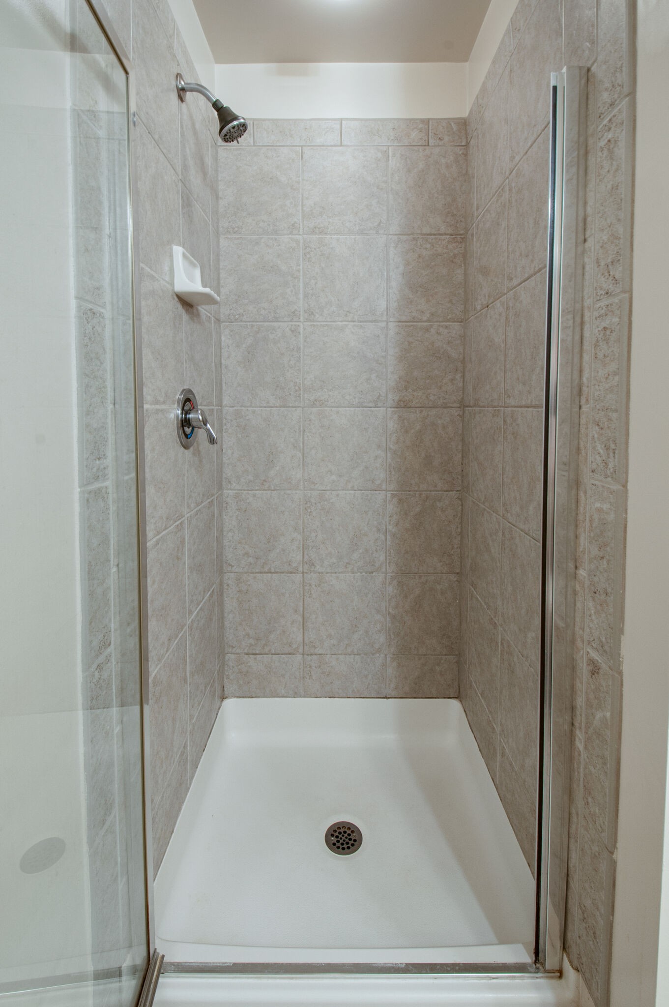 Nashville, Tennessee 37219, United States, 2 Bedrooms Bedrooms, ,2 BathroomsBathrooms,Residential,Active,99482