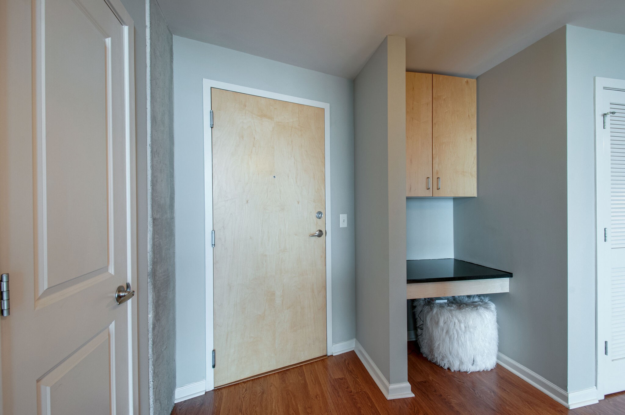 Nashville, Tennessee 37219, United States, 2 Bedrooms Bedrooms, ,2 BathroomsBathrooms,Residential,Active,99482