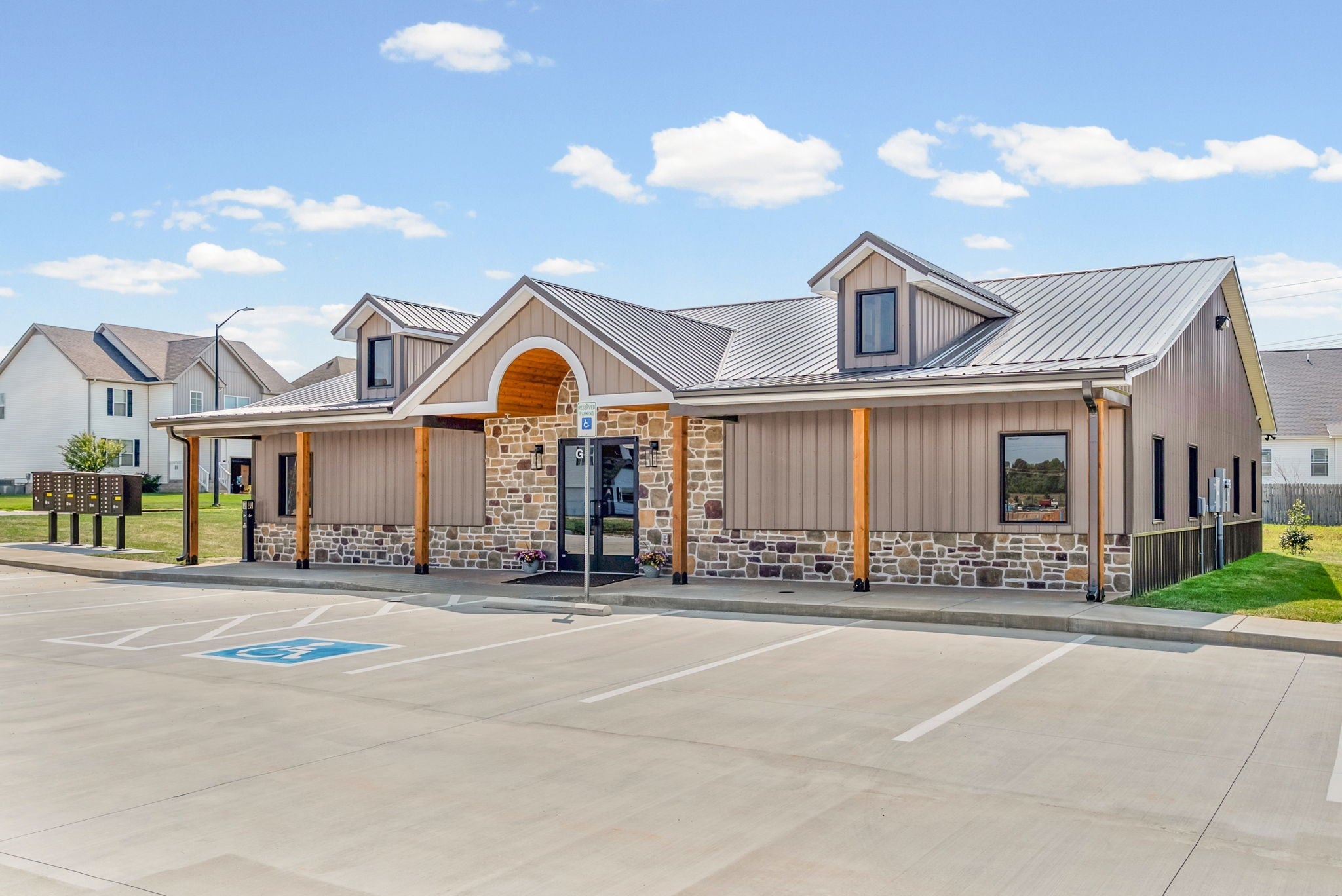 2510 Pea Ridge Rd Building G 135