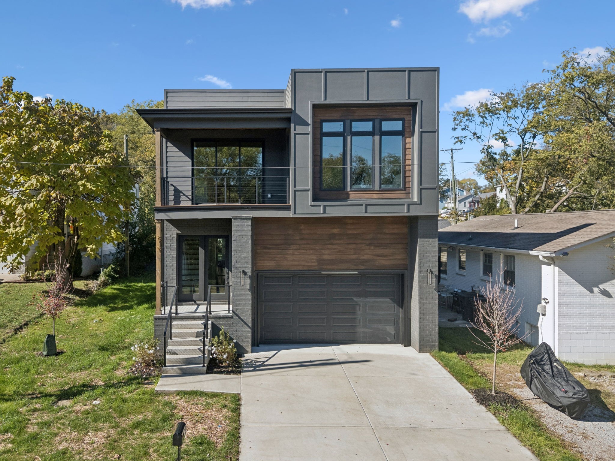 Photo 1 of 25 — 519 Elaine Ave, Nashville, TN 37209