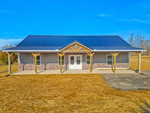 Photo of 2679 Dotson Rd, Lafayette, TN 37083 (MLS # 3061894)