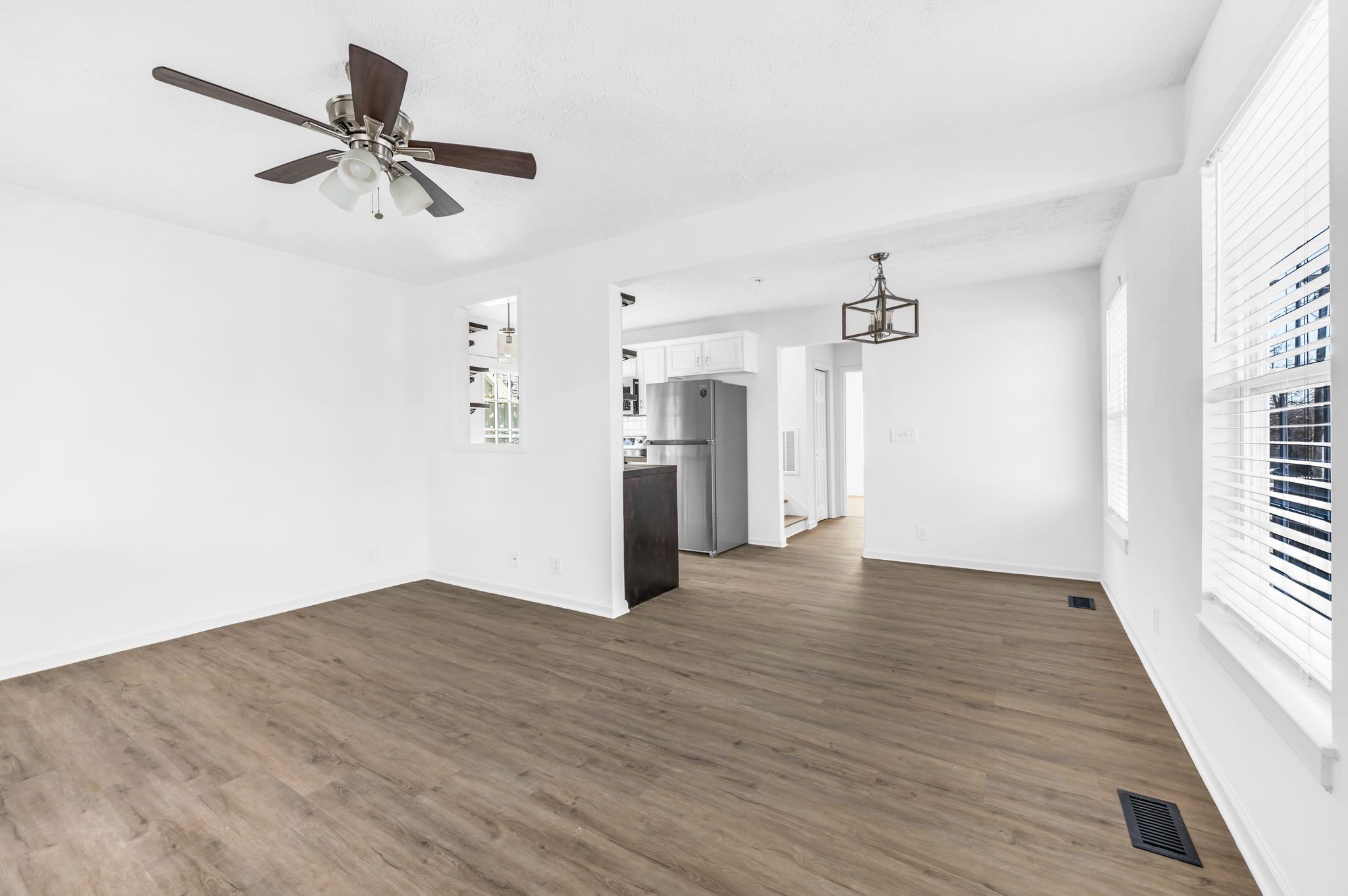 Nashville, Tennessee 37208, United States, 3 Bedrooms Bedrooms, ,2 BathroomsBathrooms,Residential,Active,8214