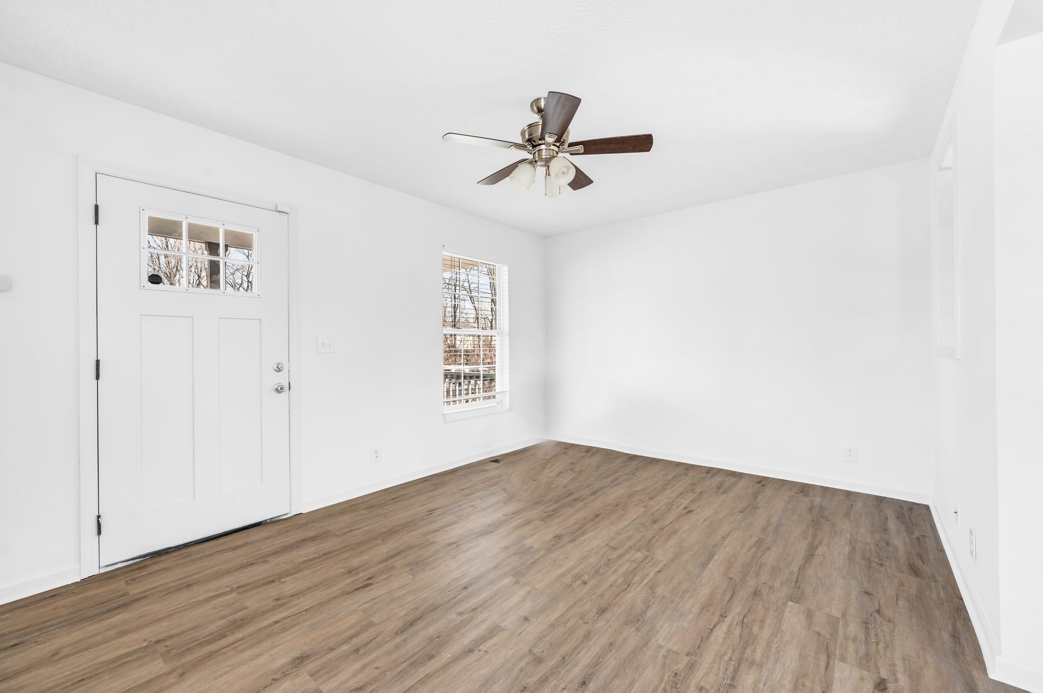 Nashville, Tennessee 37208, United States, 3 Bedrooms Bedrooms, ,2 BathroomsBathrooms,Residential,Active,8214