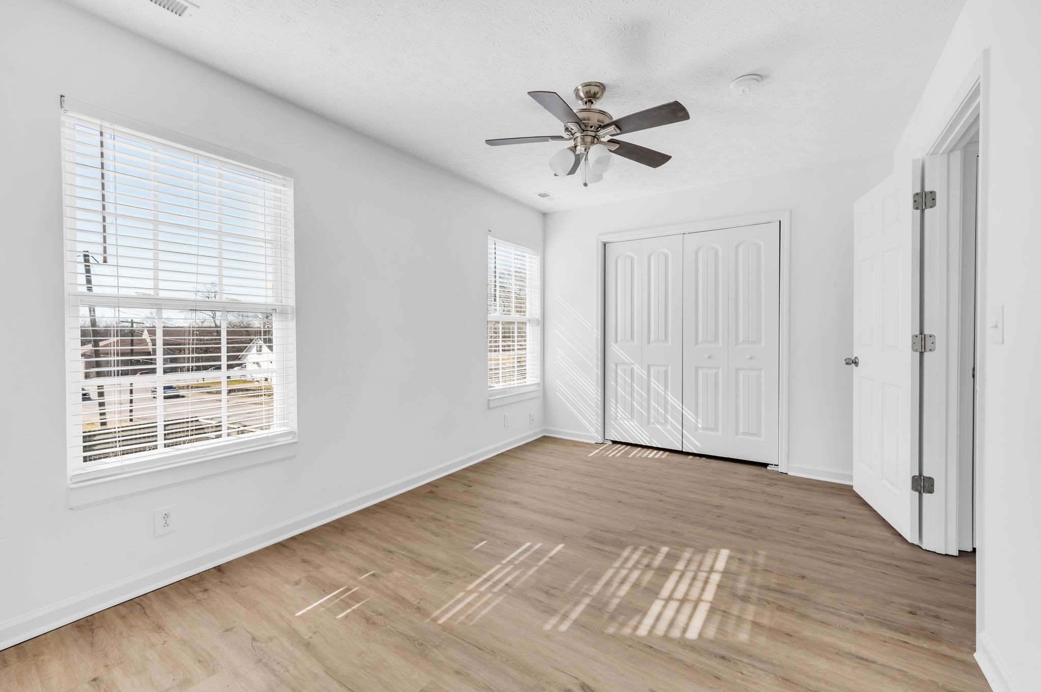 Nashville, Tennessee 37208, United States, 3 Bedrooms Bedrooms, ,2 BathroomsBathrooms,Residential,Active,8214