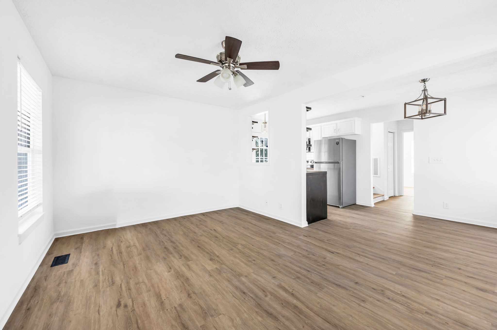 Nashville, Tennessee 37208, United States, 3 Bedrooms Bedrooms, ,2 BathroomsBathrooms,Residential,Active,8214