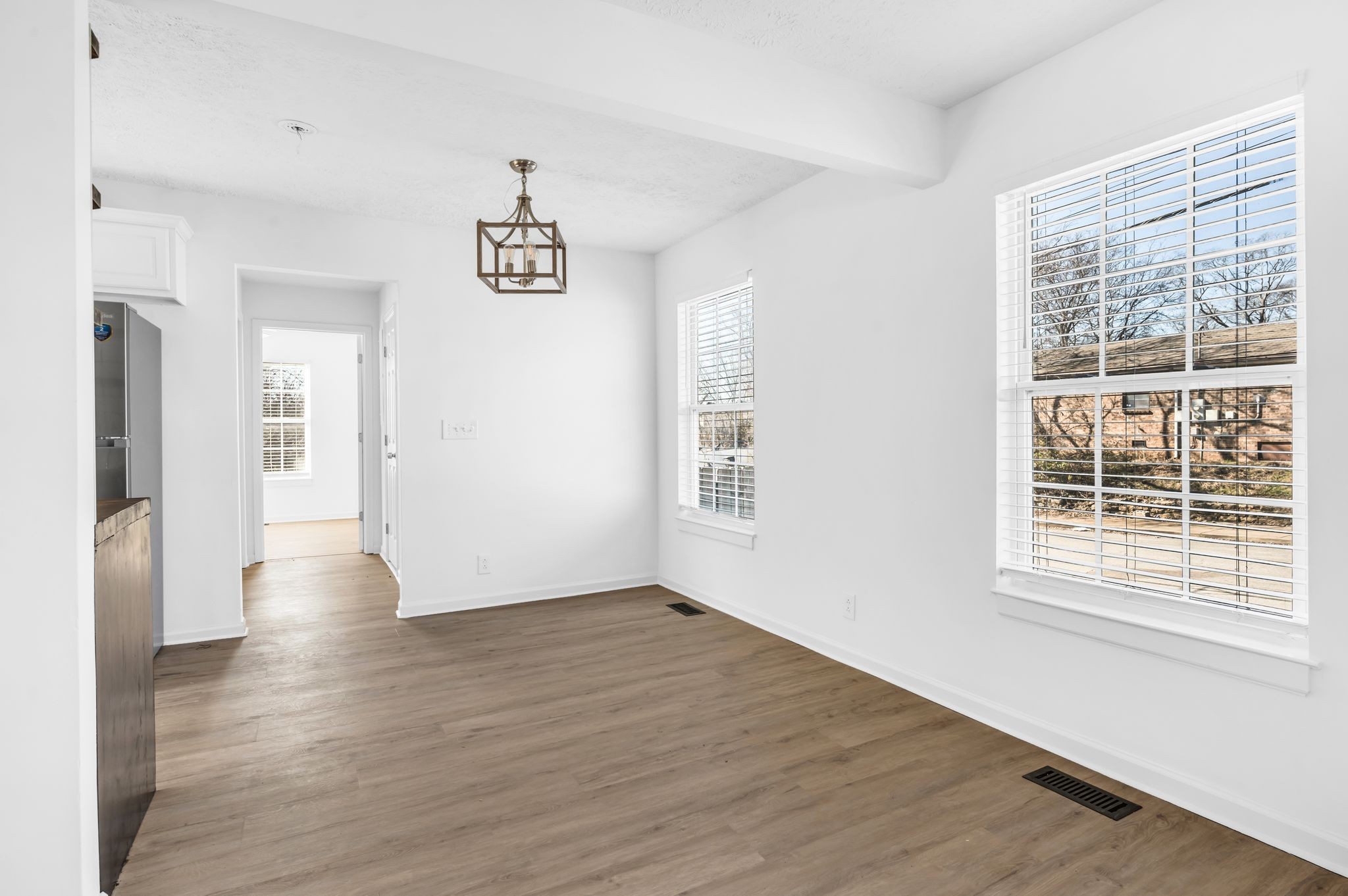 Nashville, Tennessee 37208, United States, 3 Bedrooms Bedrooms, ,2 BathroomsBathrooms,Residential,Active,8214