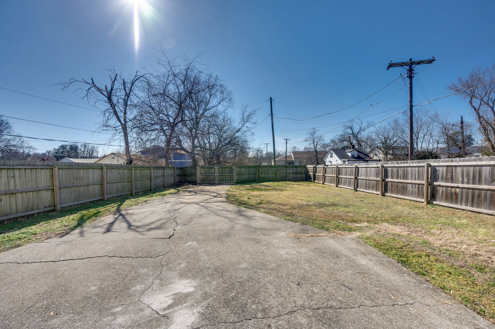 Nashville, Tennessee 37208, United States, 3 Bedrooms Bedrooms, ,2 BathroomsBathrooms,Residential,Active,8214