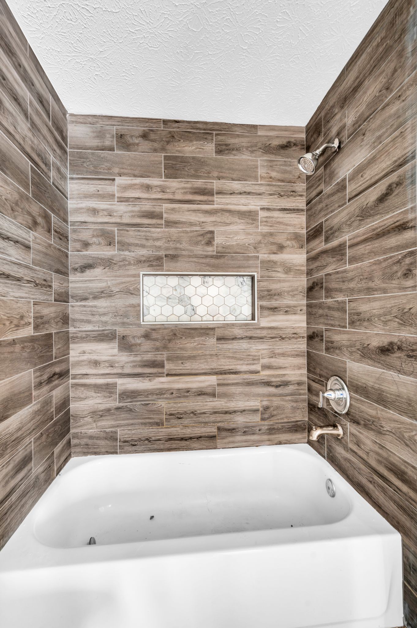 Nashville, Tennessee 37208, United States, 3 Bedrooms Bedrooms, ,2 BathroomsBathrooms,Residential,Active,8214