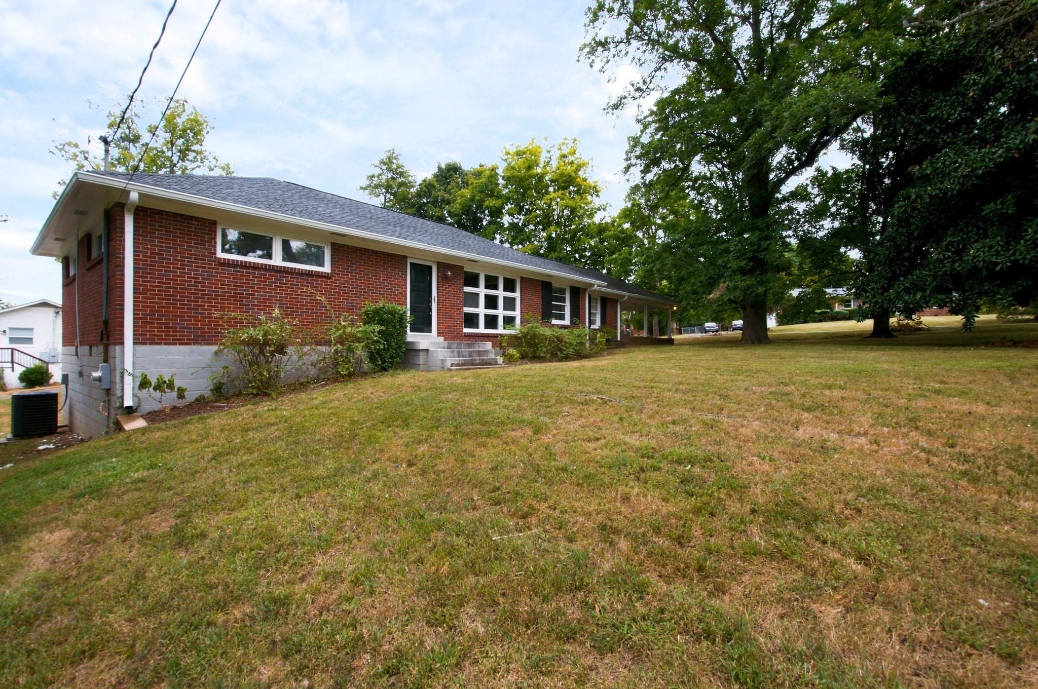 458 Oakley Dr