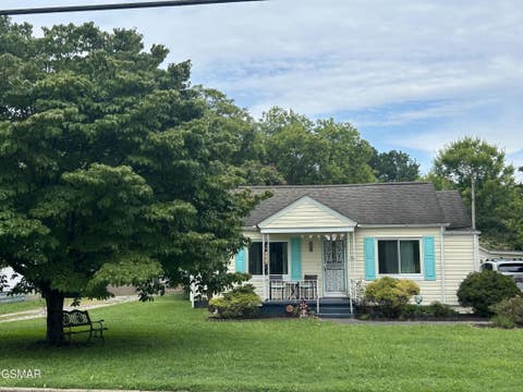 Photo of 946 E Moody Avenue, Knoxville, TN 37920 (MLS # 3500841)