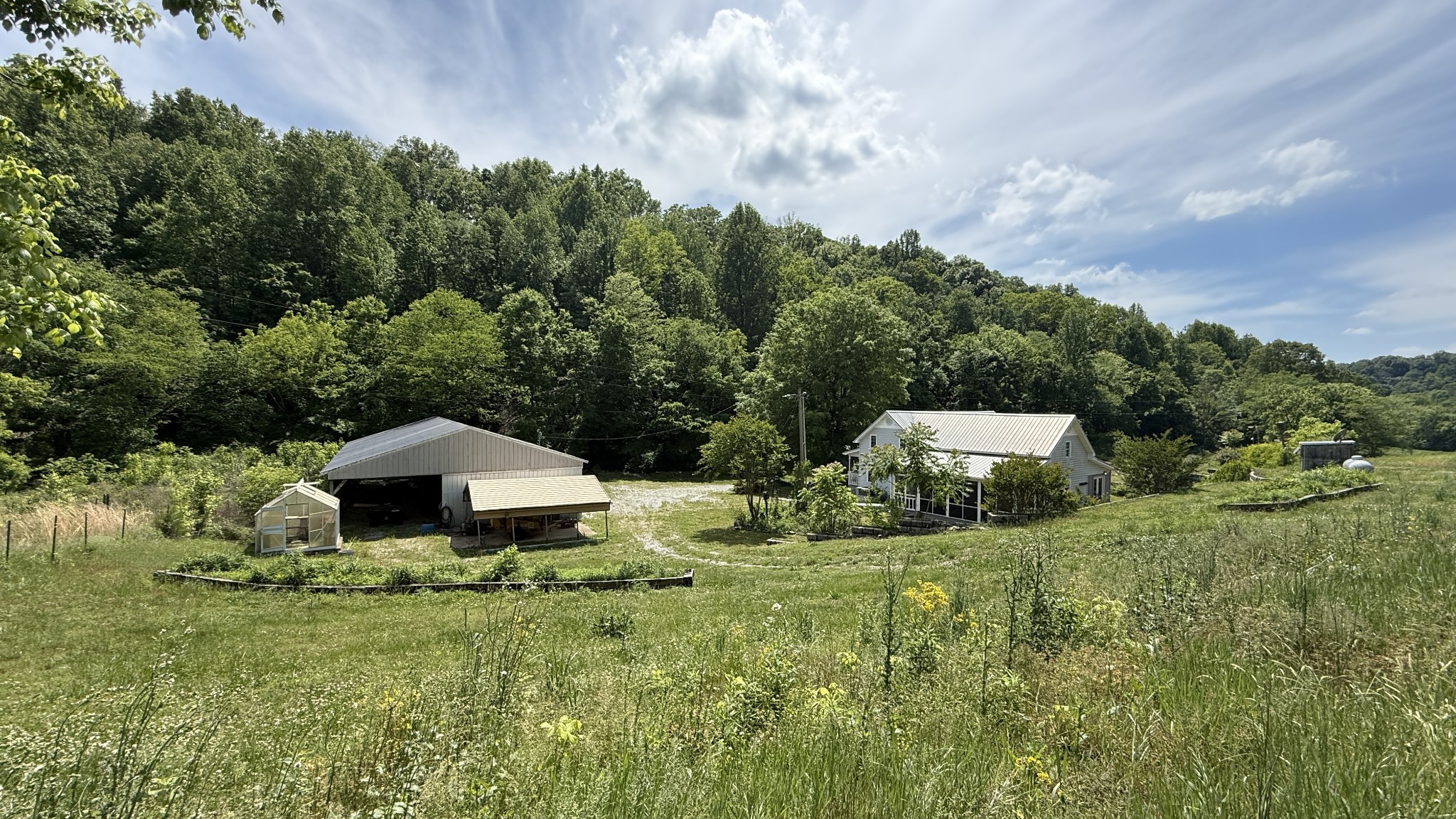 143 Buford Hughey Rd