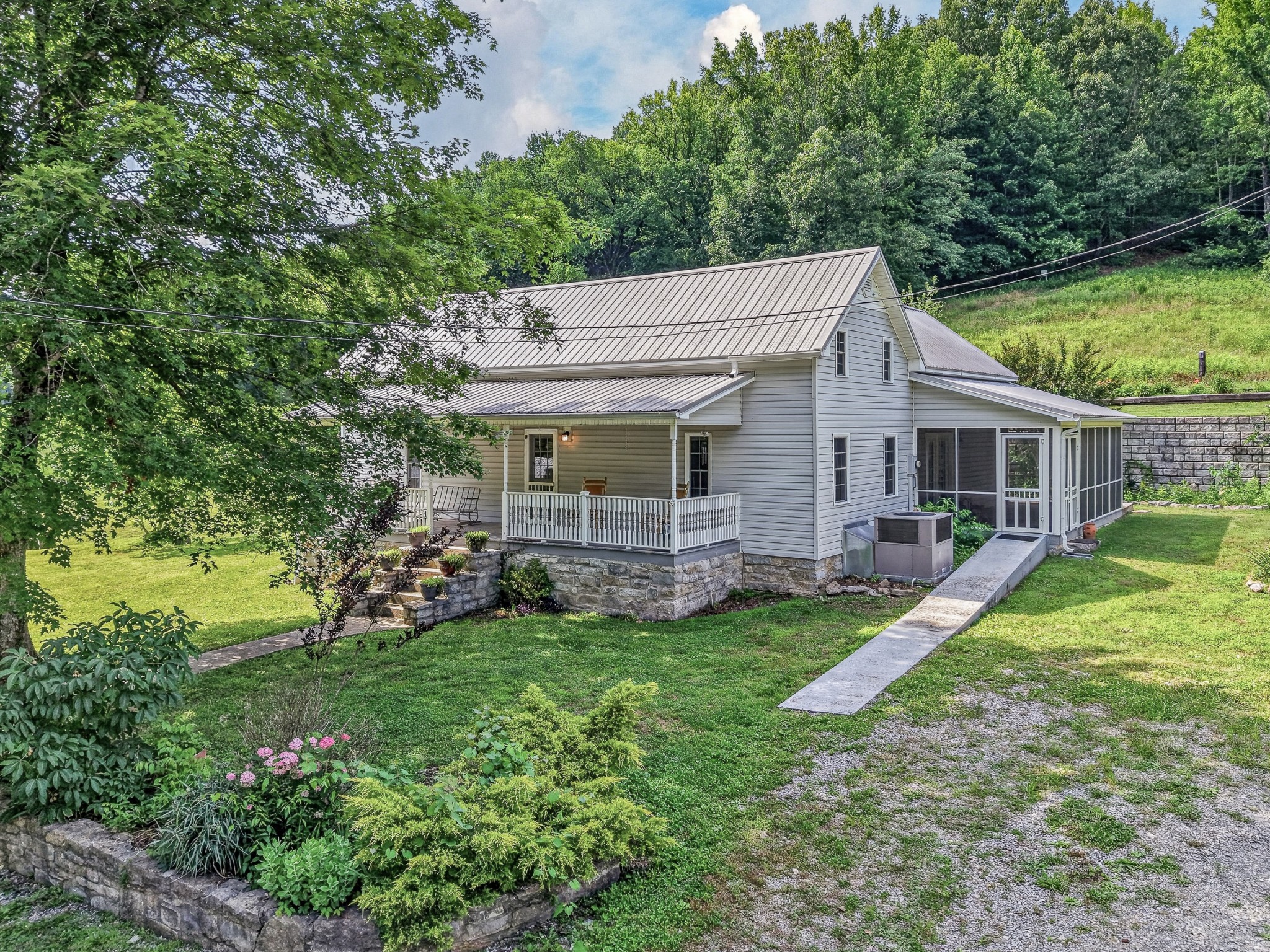 143 Buford Hughey Rd