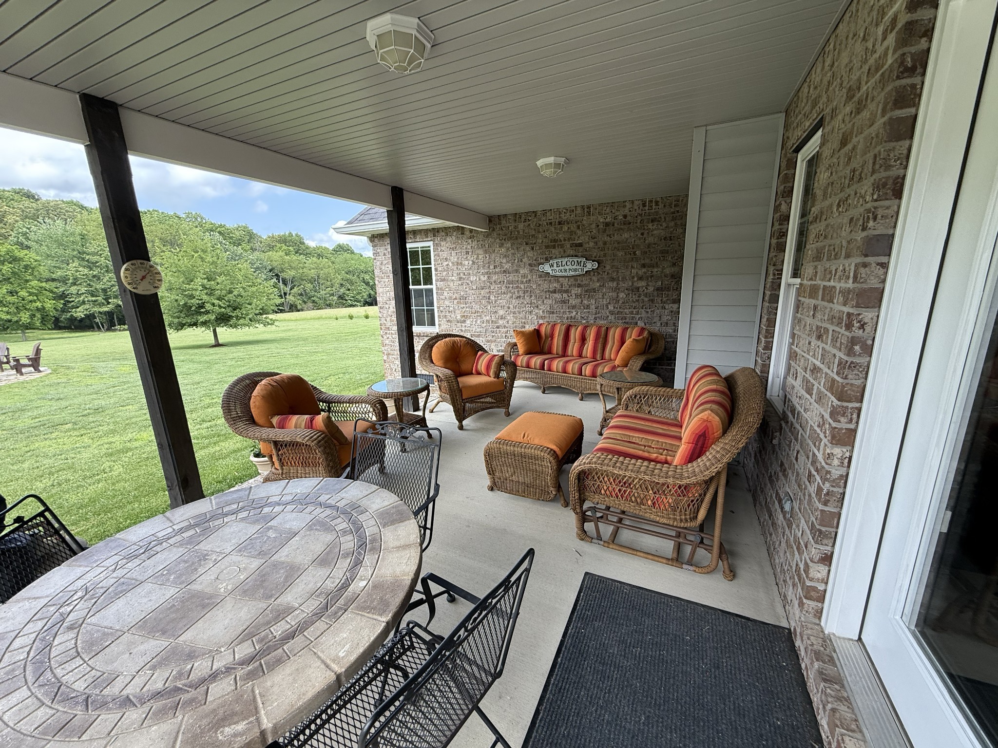 334 N Centerpoint Rd