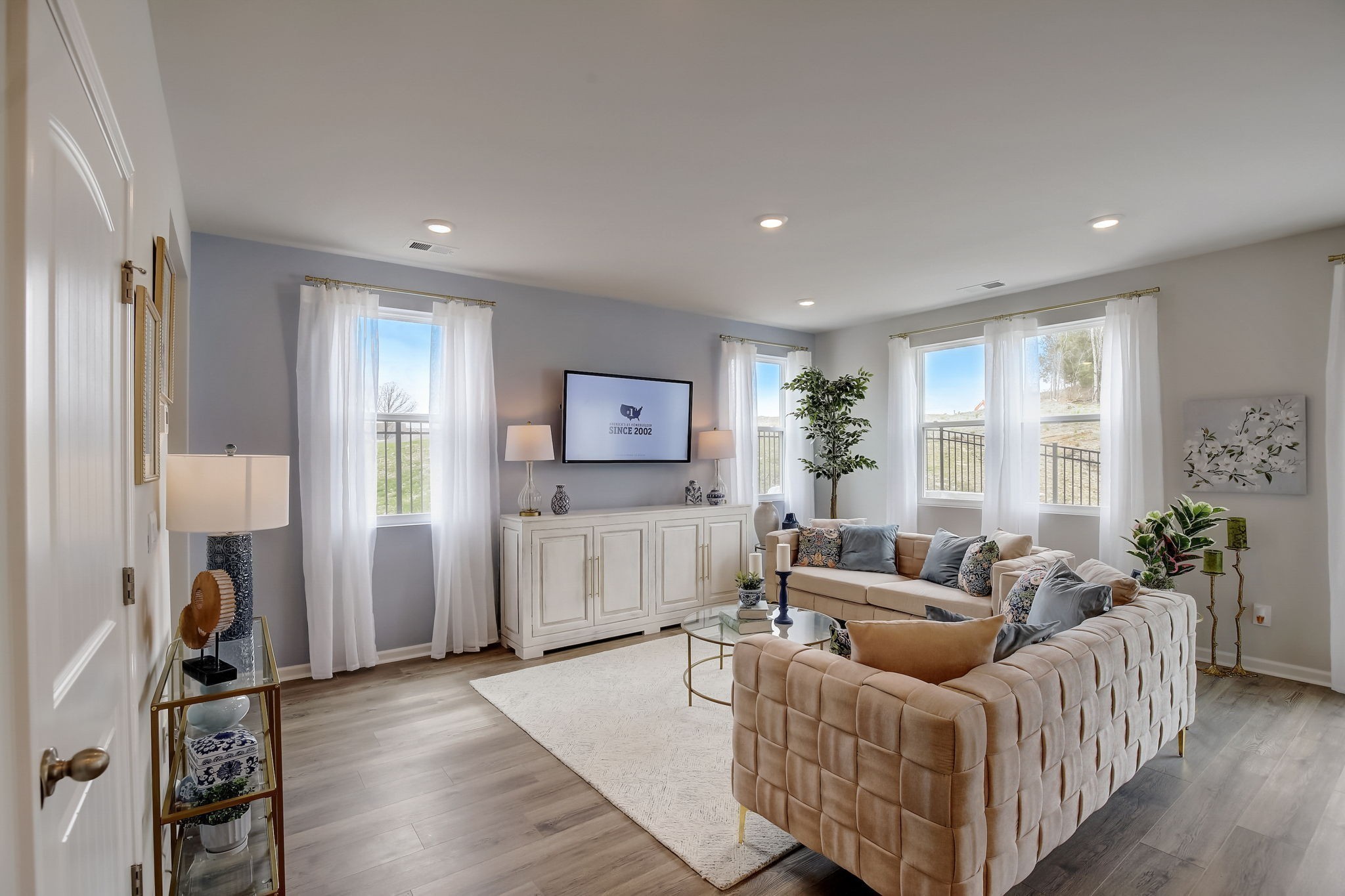 2256 Harlequin Point