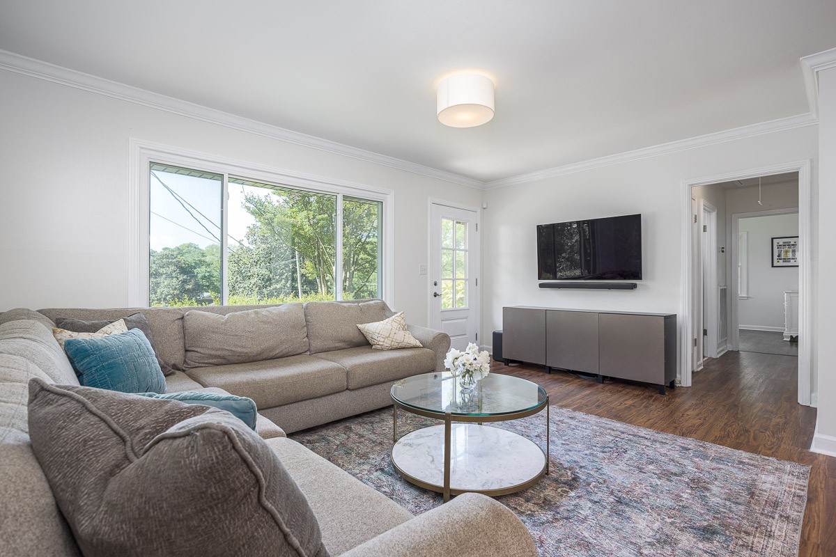 436 Coventry Dr