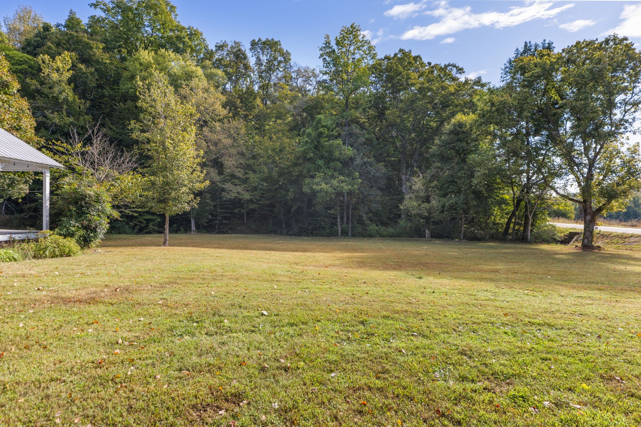6040 Hwy 438 W