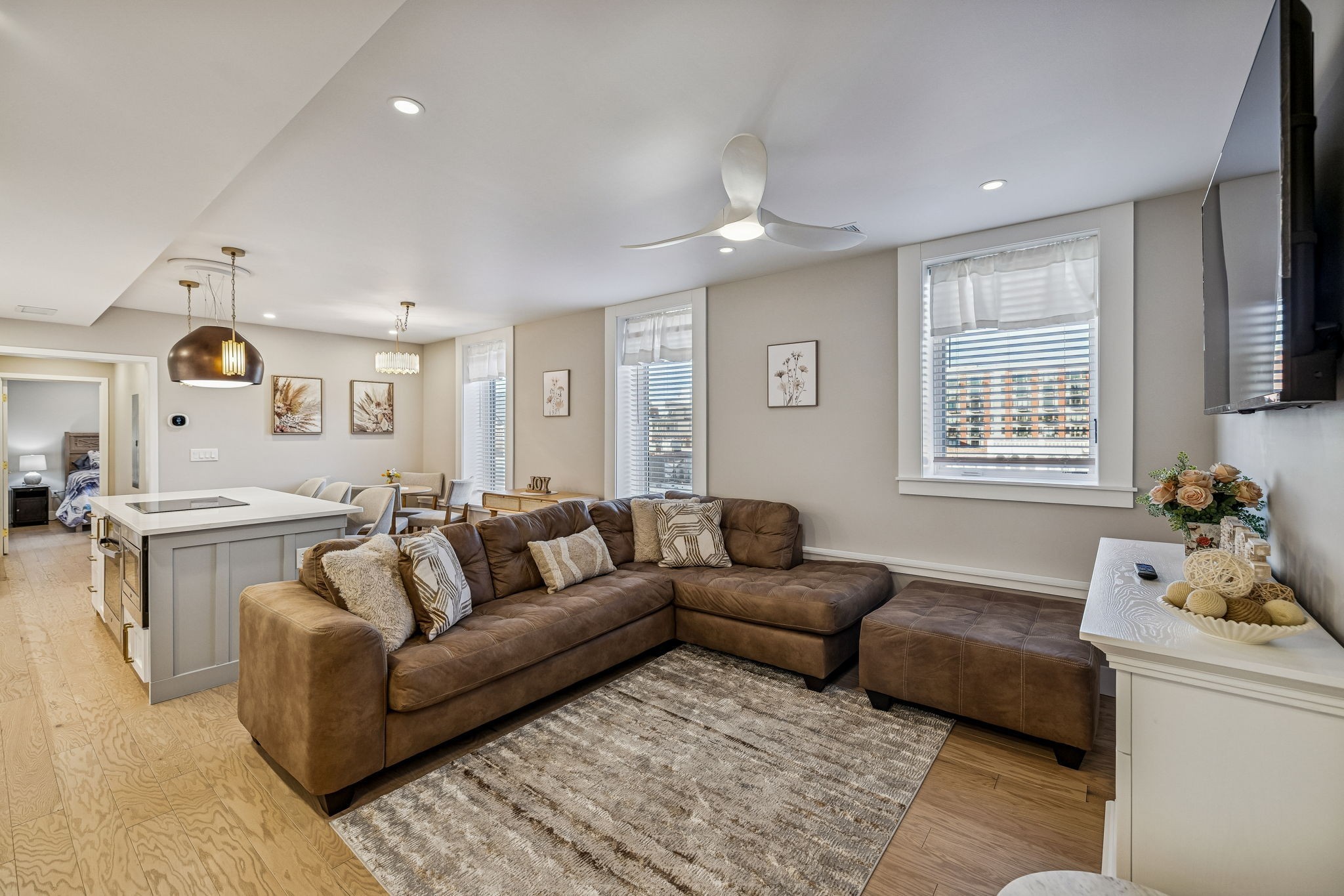 707 Georgia Ave 302