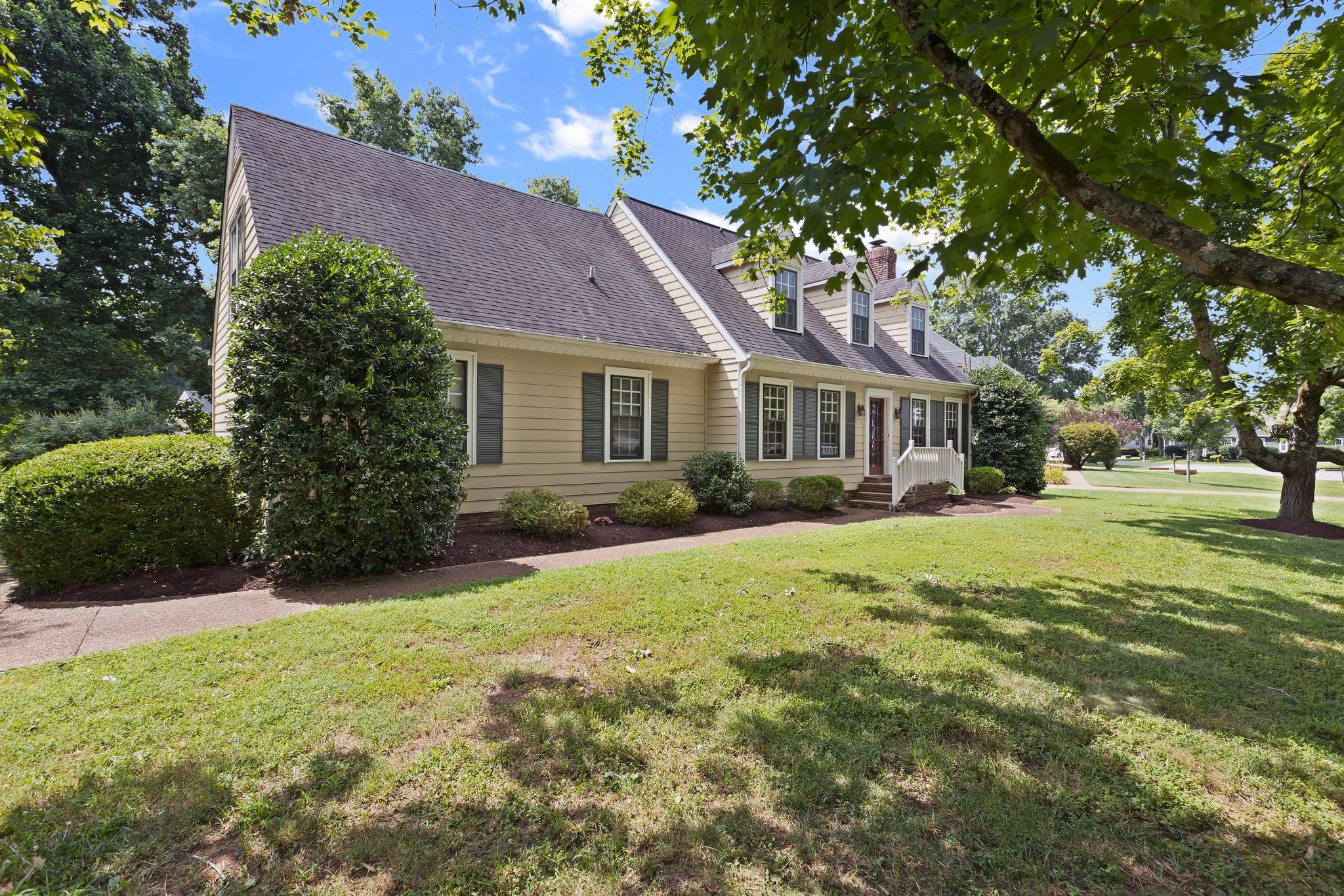 177 Cottonwood Dr