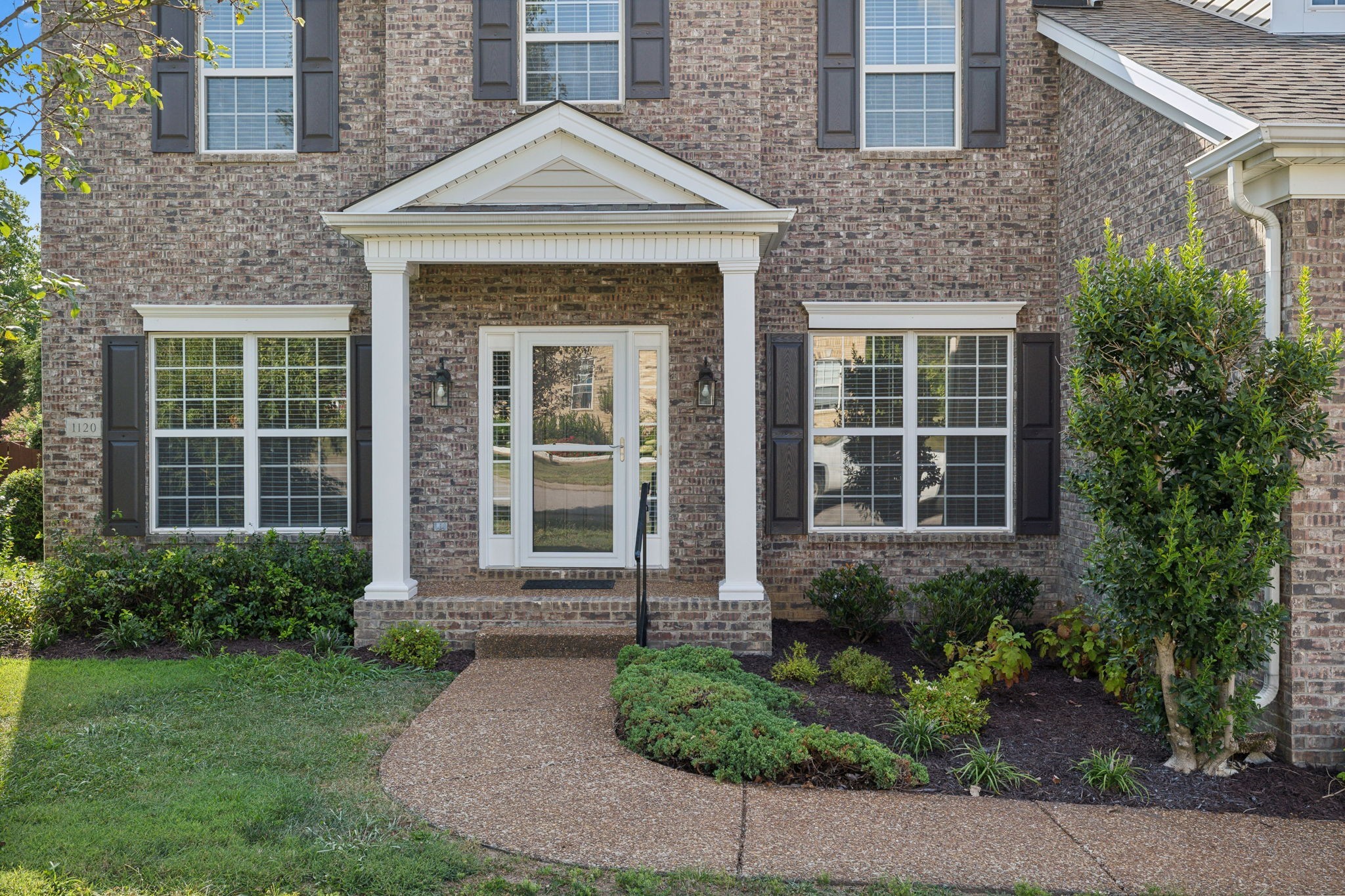 1120 Banbury Ln