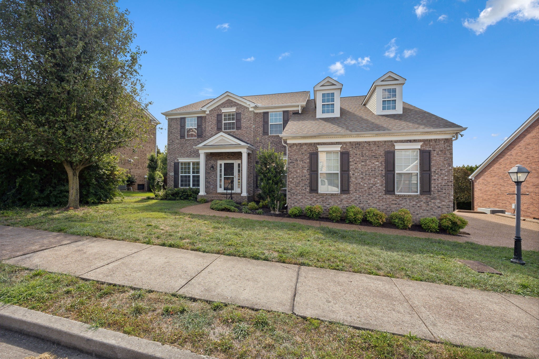 1120 Banbury Ln