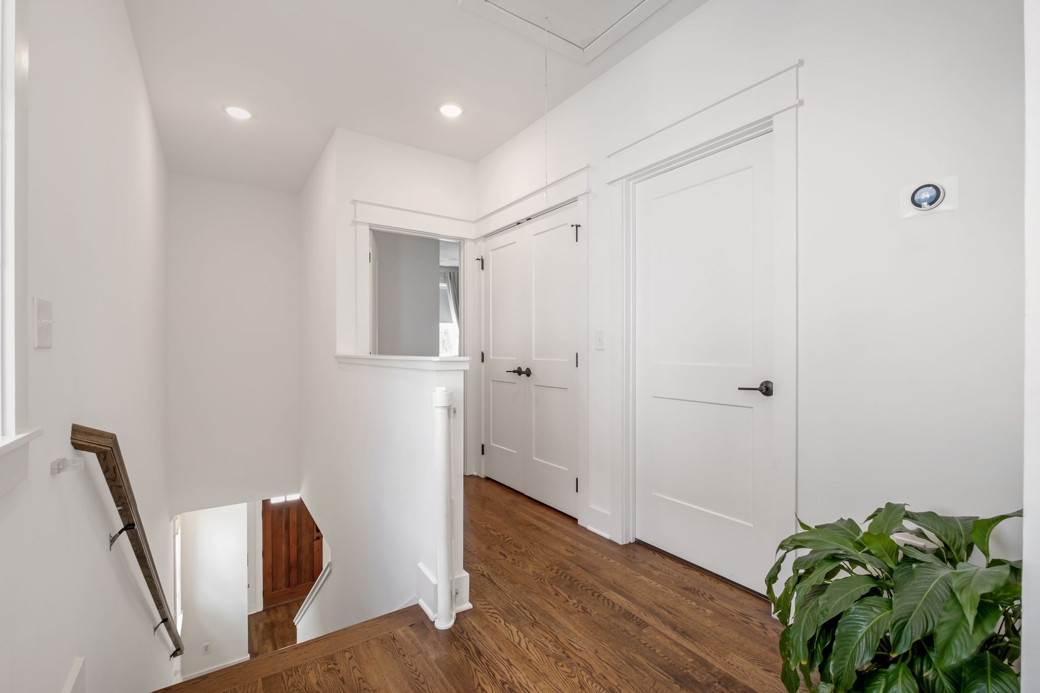 Nashville, Tennessee 37216, United States, 4 Bedrooms Bedrooms, ,3 BathroomsBathrooms,Residential,Pending,117004