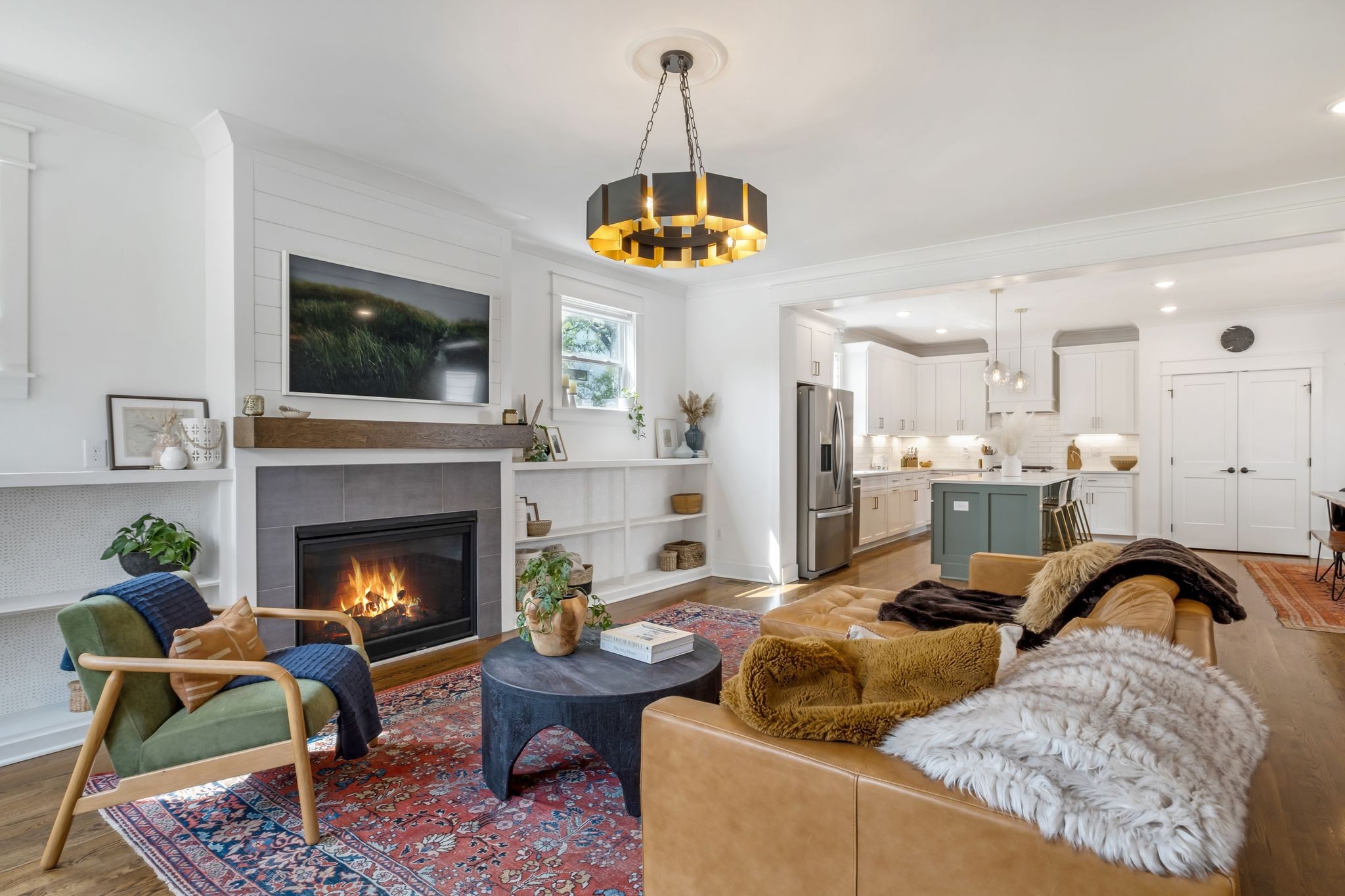 Nashville, Tennessee 37216, United States, 4 Bedrooms Bedrooms, ,3 BathroomsBathrooms,Residential,Pending,117004