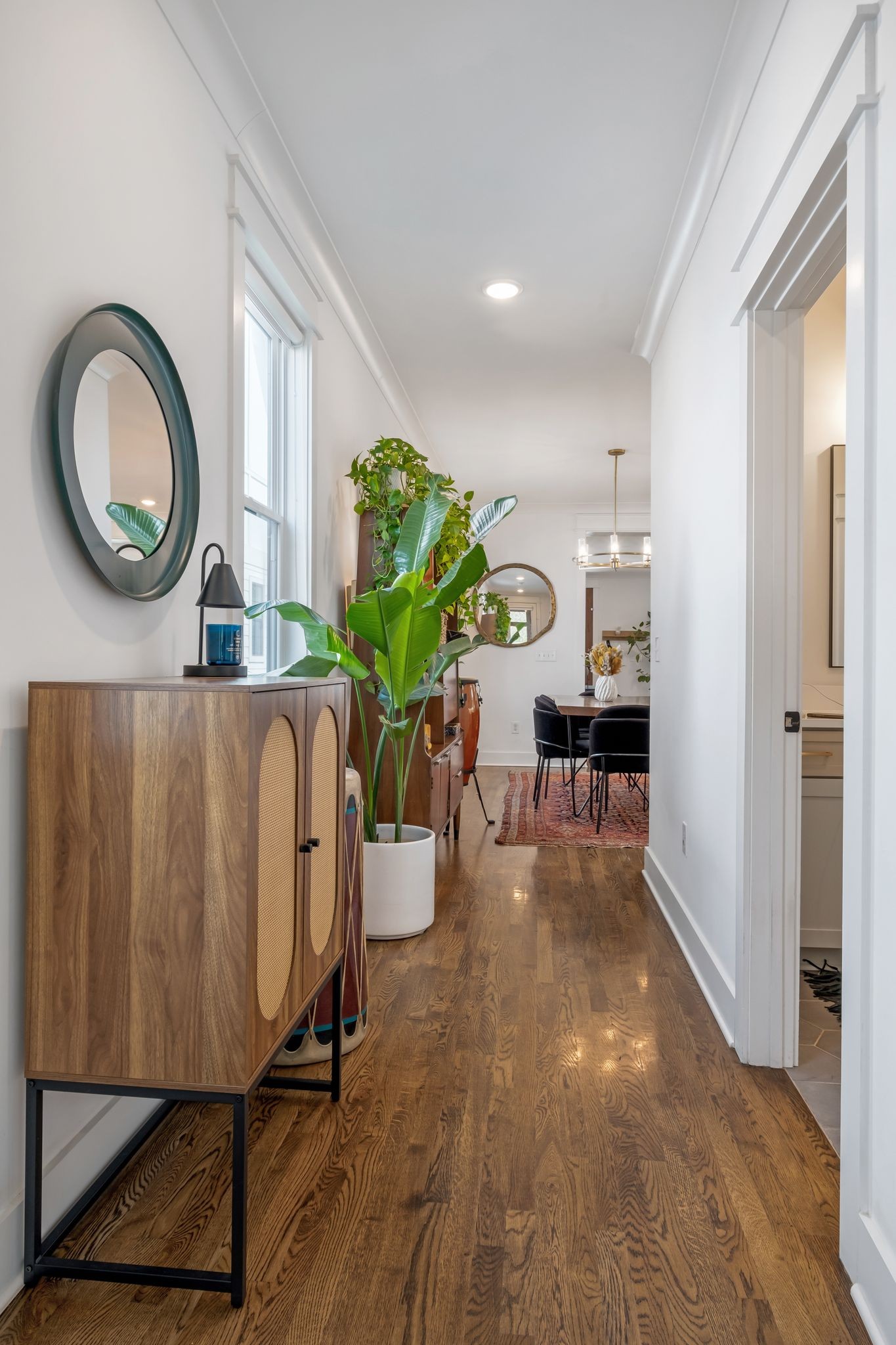 Nashville, Tennessee 37216, United States, 4 Bedrooms Bedrooms, ,3 BathroomsBathrooms,Residential,Pending,117004