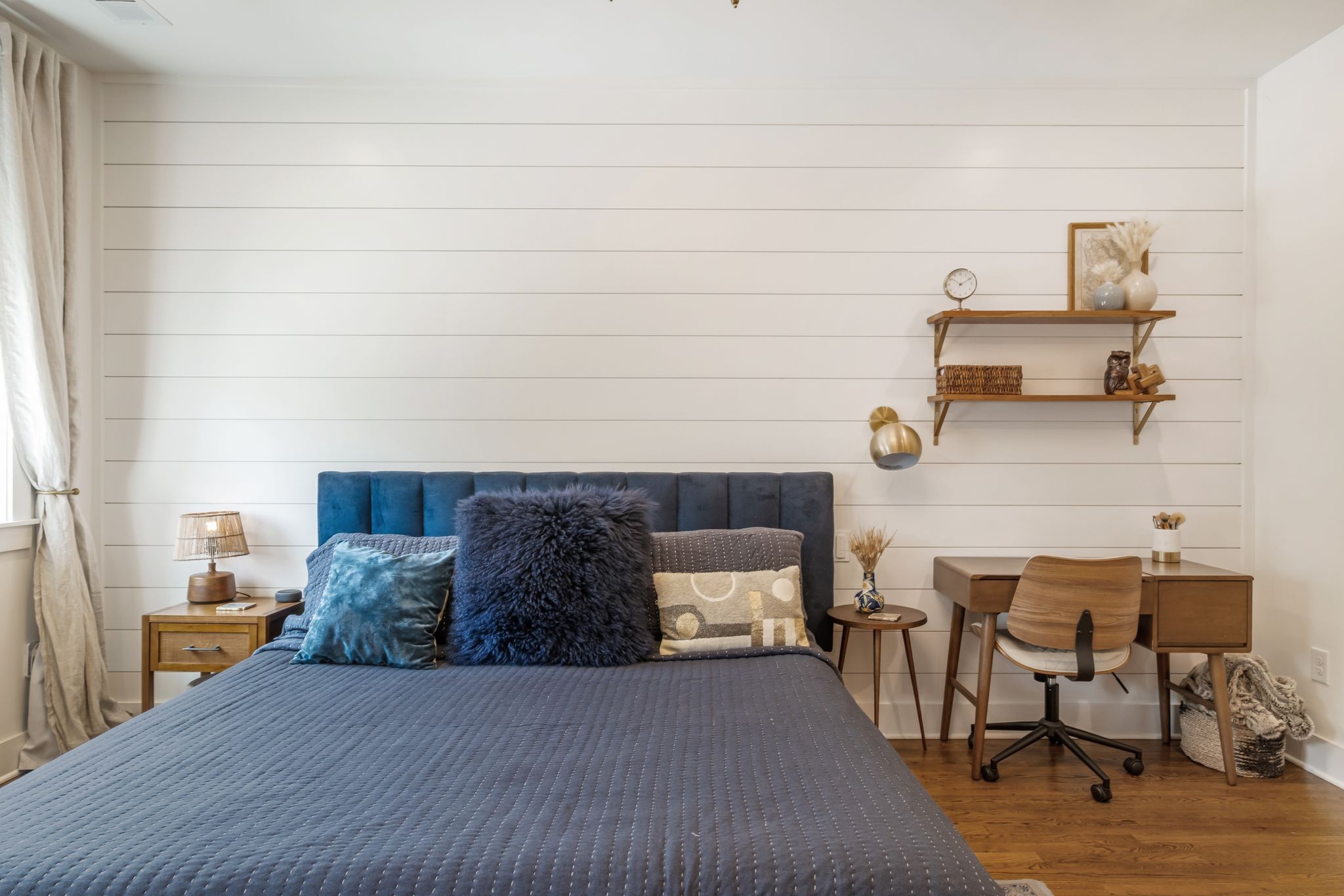 Nashville, Tennessee 37216, United States, 4 Bedrooms Bedrooms, ,3 BathroomsBathrooms,Residential,Pending,117004