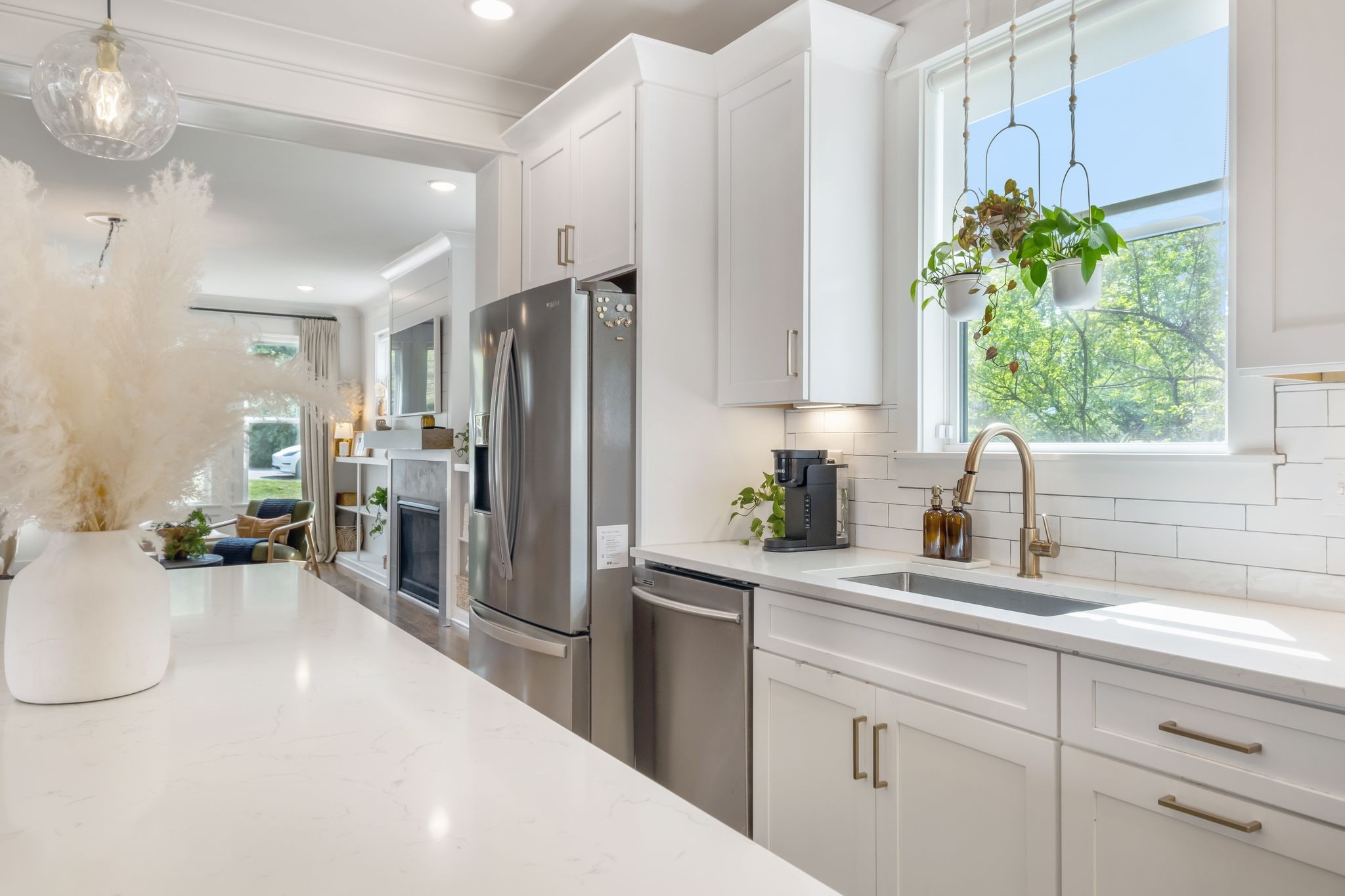 Nashville, Tennessee 37216, United States, 4 Bedrooms Bedrooms, ,3 BathroomsBathrooms,Residential,Pending,117004