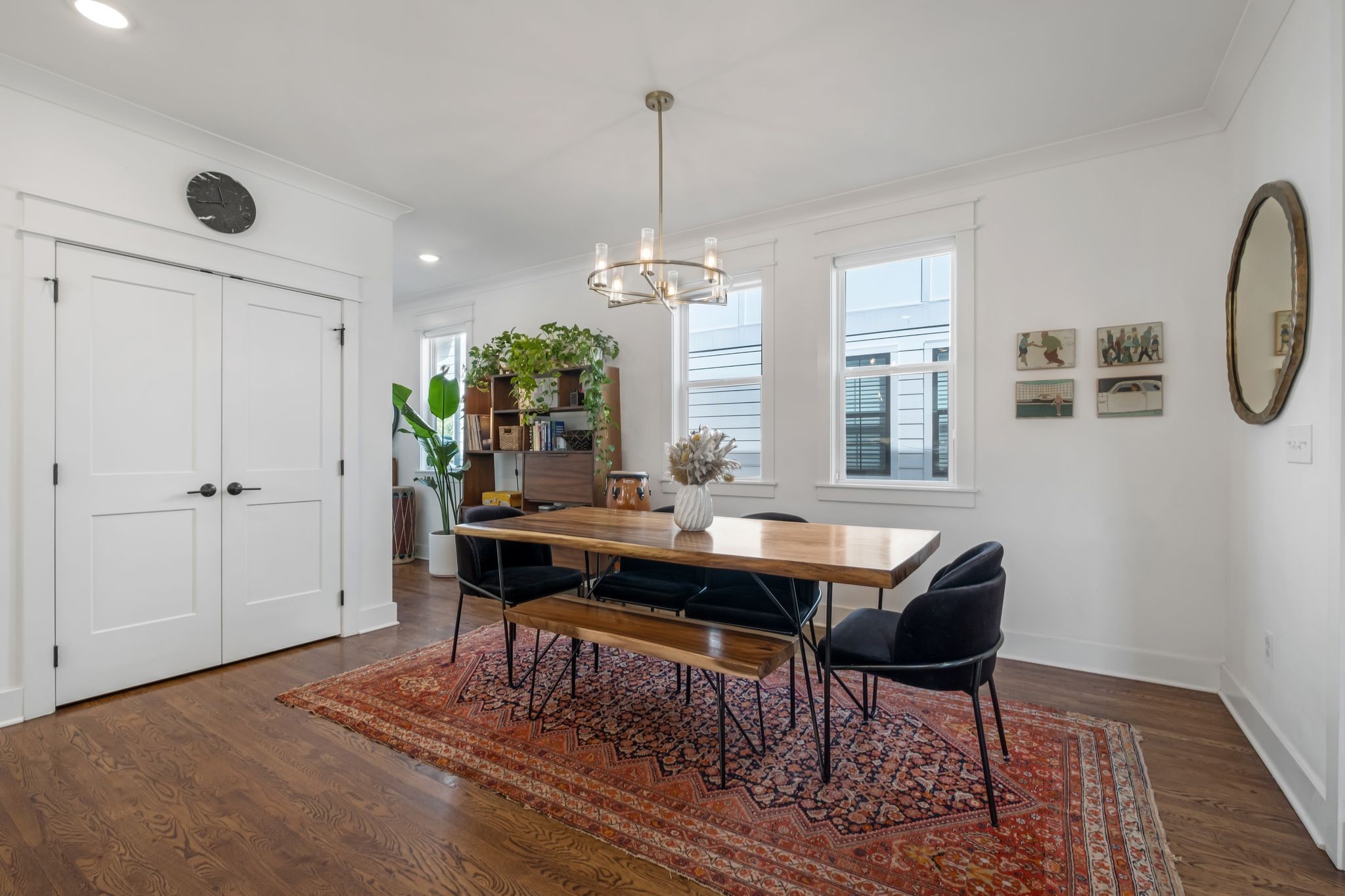 Nashville, Tennessee 37216, United States, 4 Bedrooms Bedrooms, ,3 BathroomsBathrooms,Residential,Pending,117004