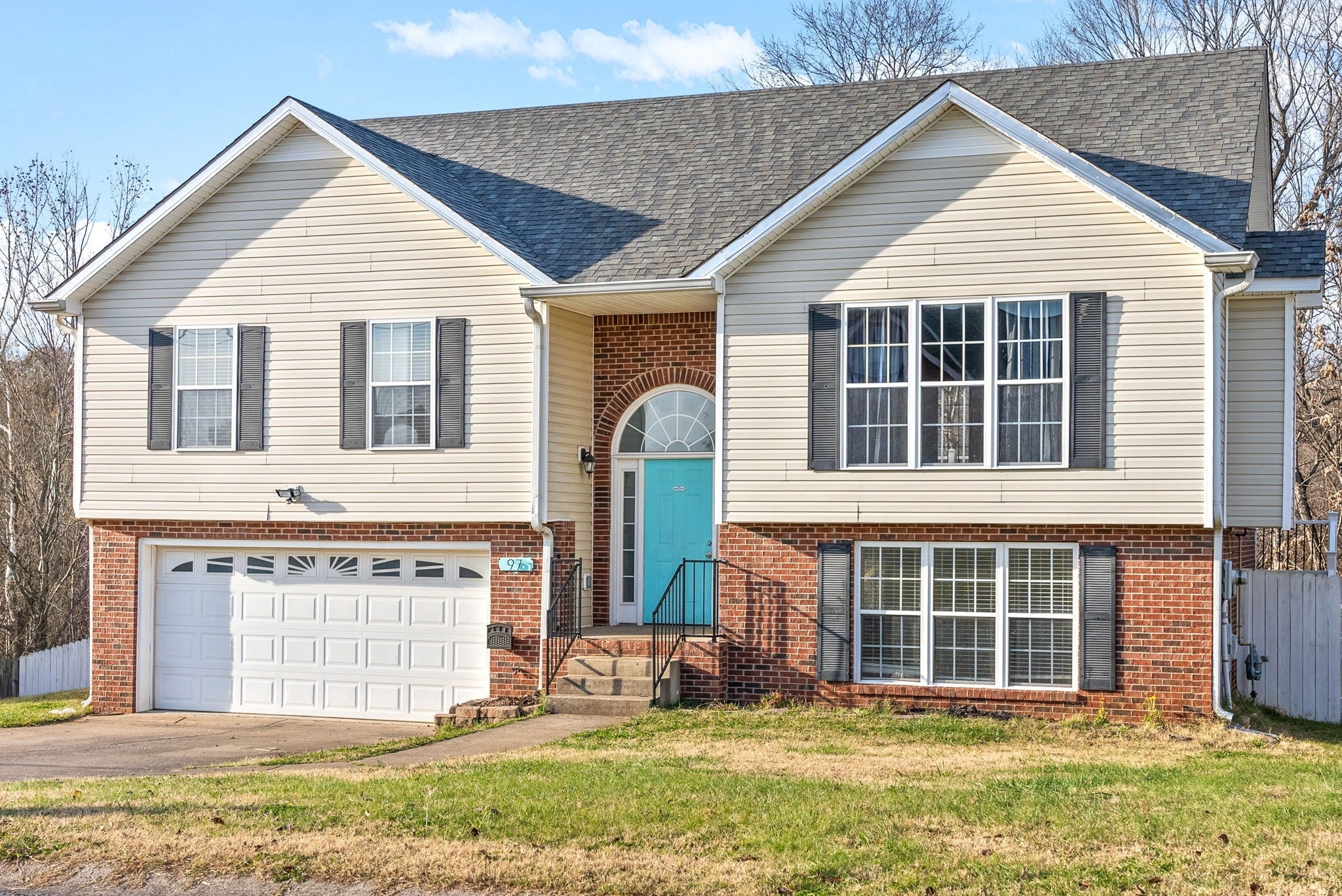 97 West Dr