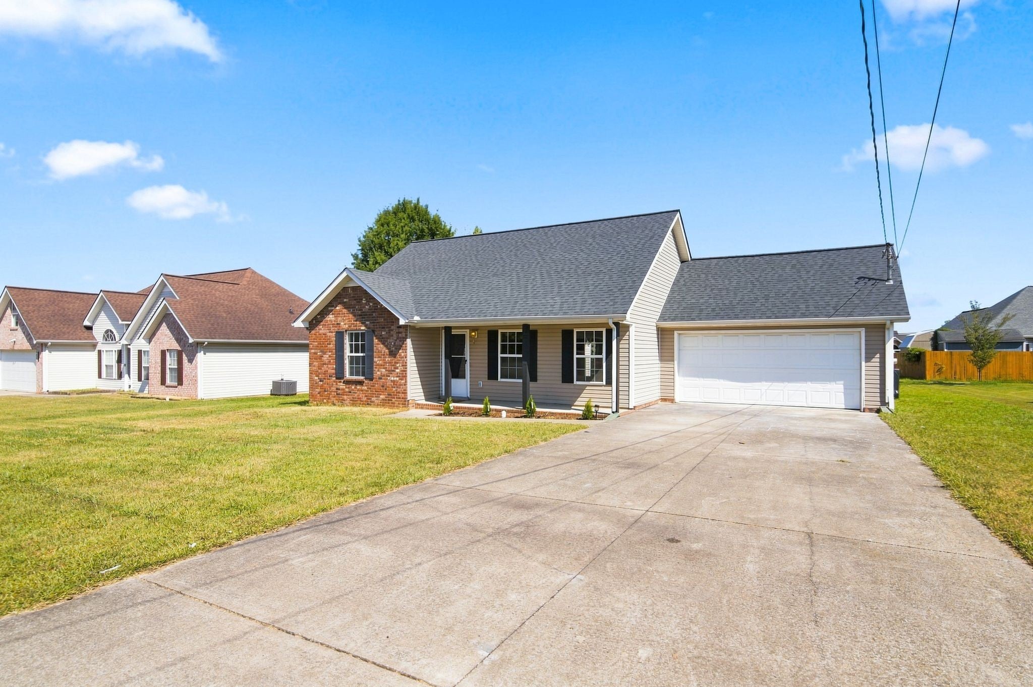 2223 Rosecran Cir